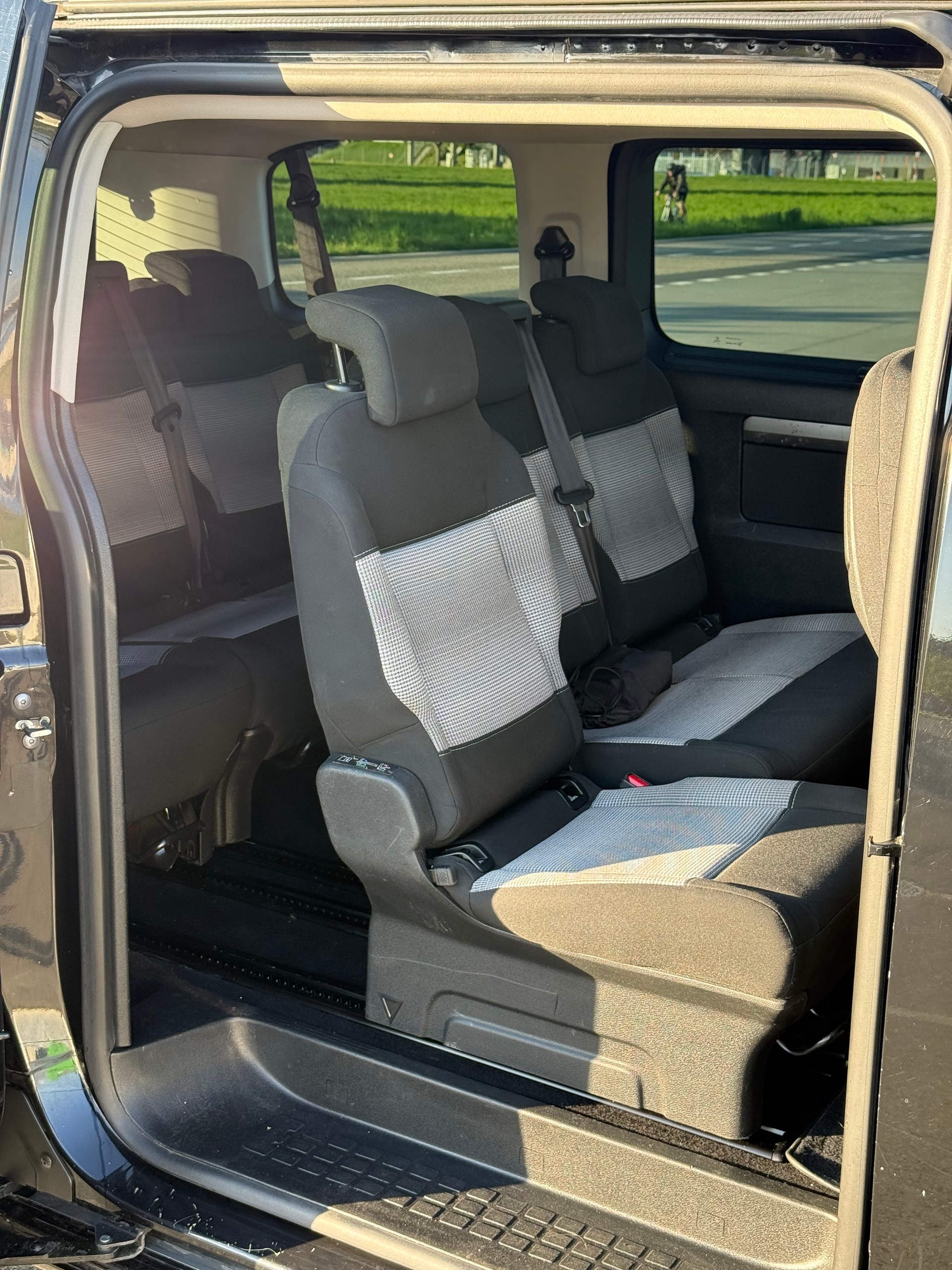 CITROEN SPACETOURER 2.0 BlueHDi 180 Feel M-image-5
