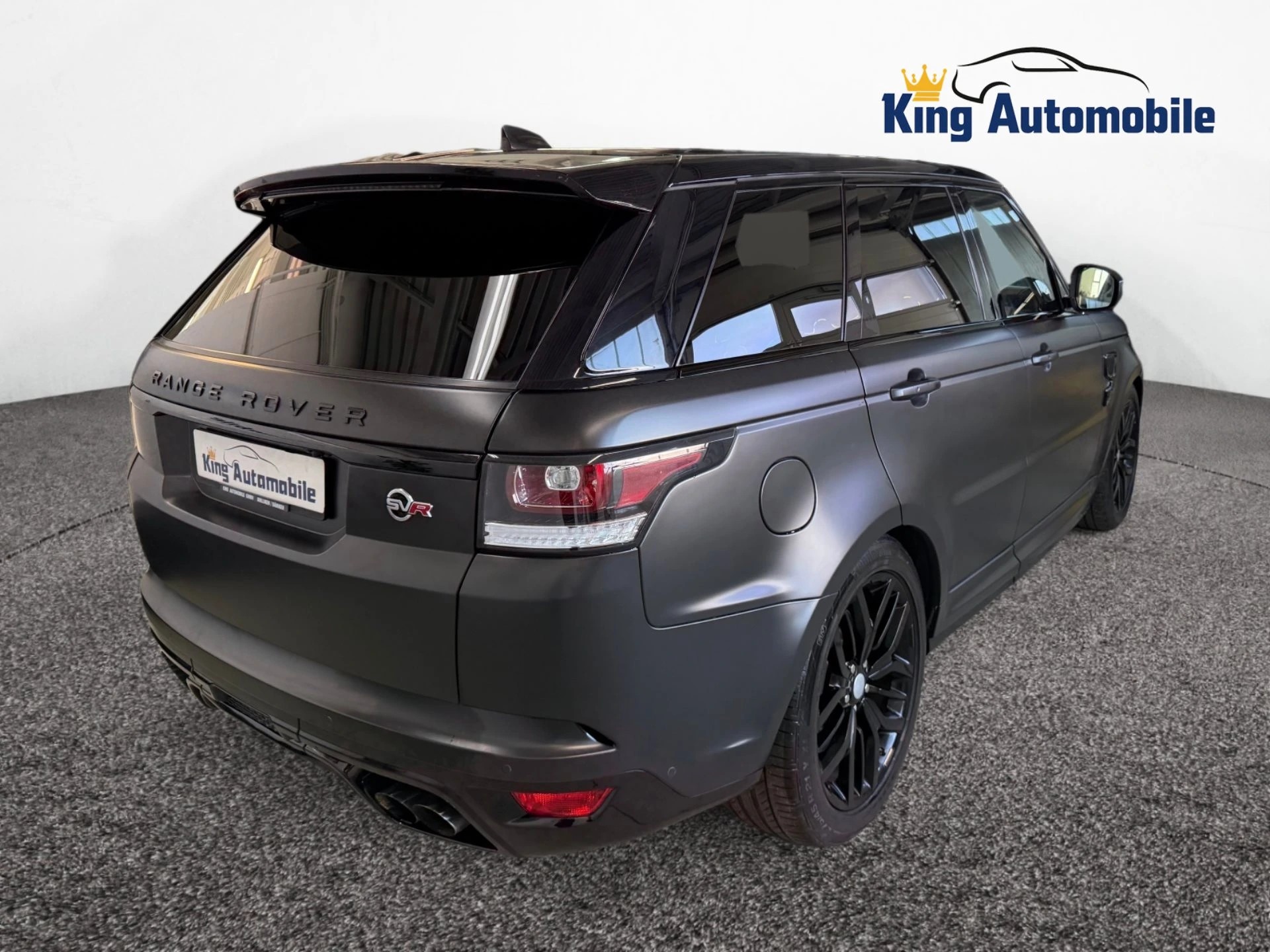 LAND ROVER Range Rover Sport 5.0 V8 SVR | CH-Auto | MFK 10.2024 | Grau Matt foliert | Leder Ebony / Cirrus-showroom-element-3