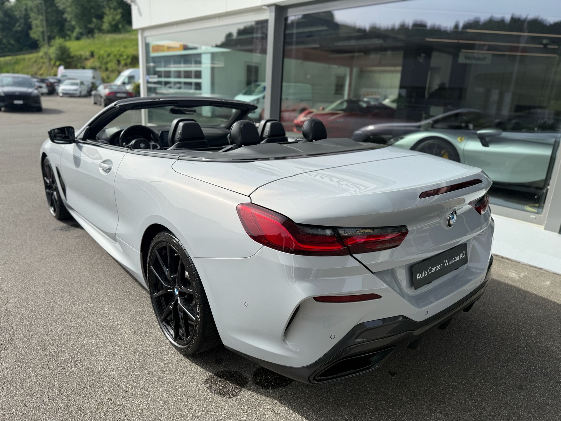 BMW M850i xDrive Steptronic-image-15