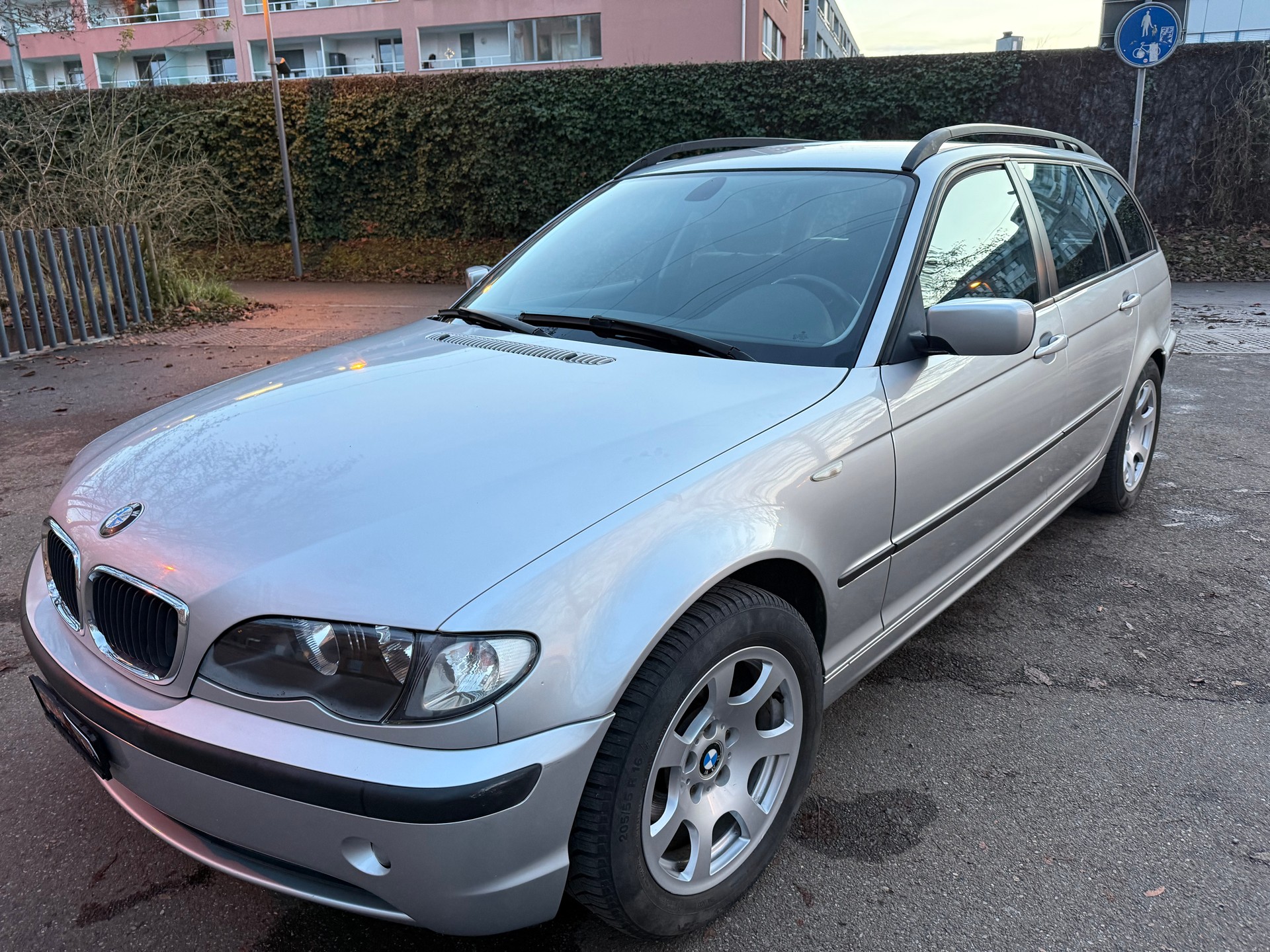 BMW 318i Touring Efficiency-image-12