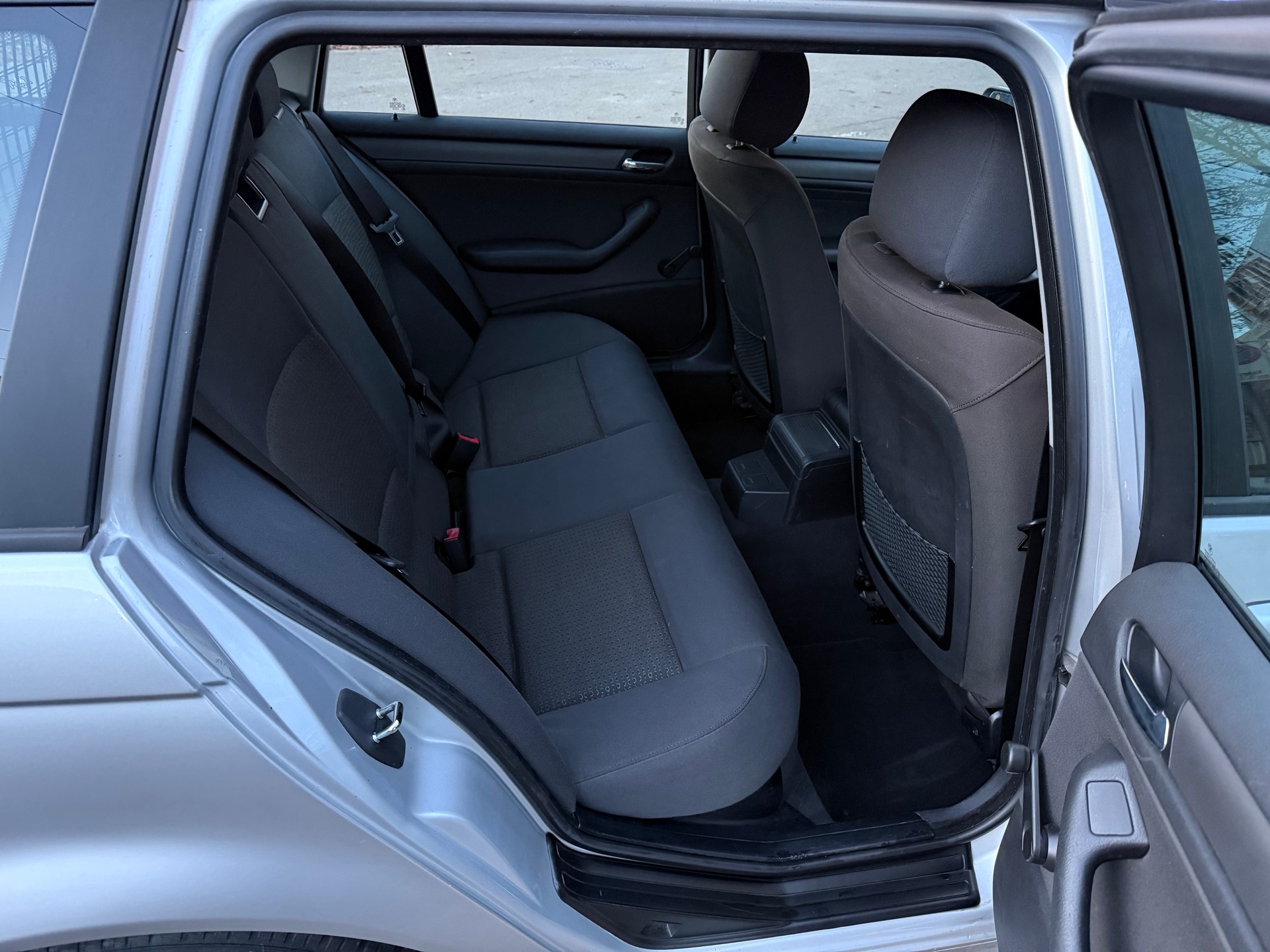 BMW 318i Touring Efficiency-image-17