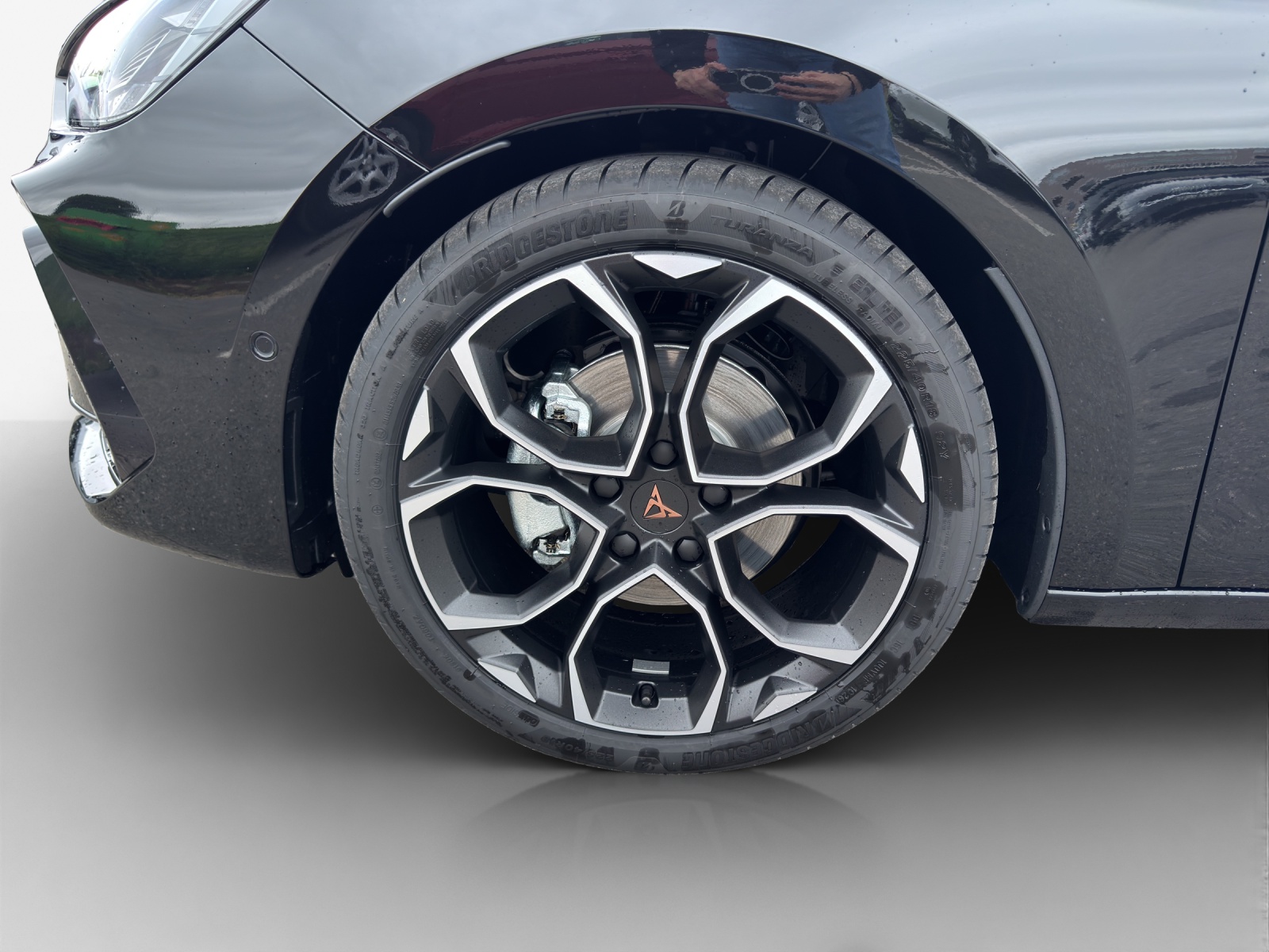 CUPRA LEON ST 1.5 eTSI Prime Edition DSG-image-13