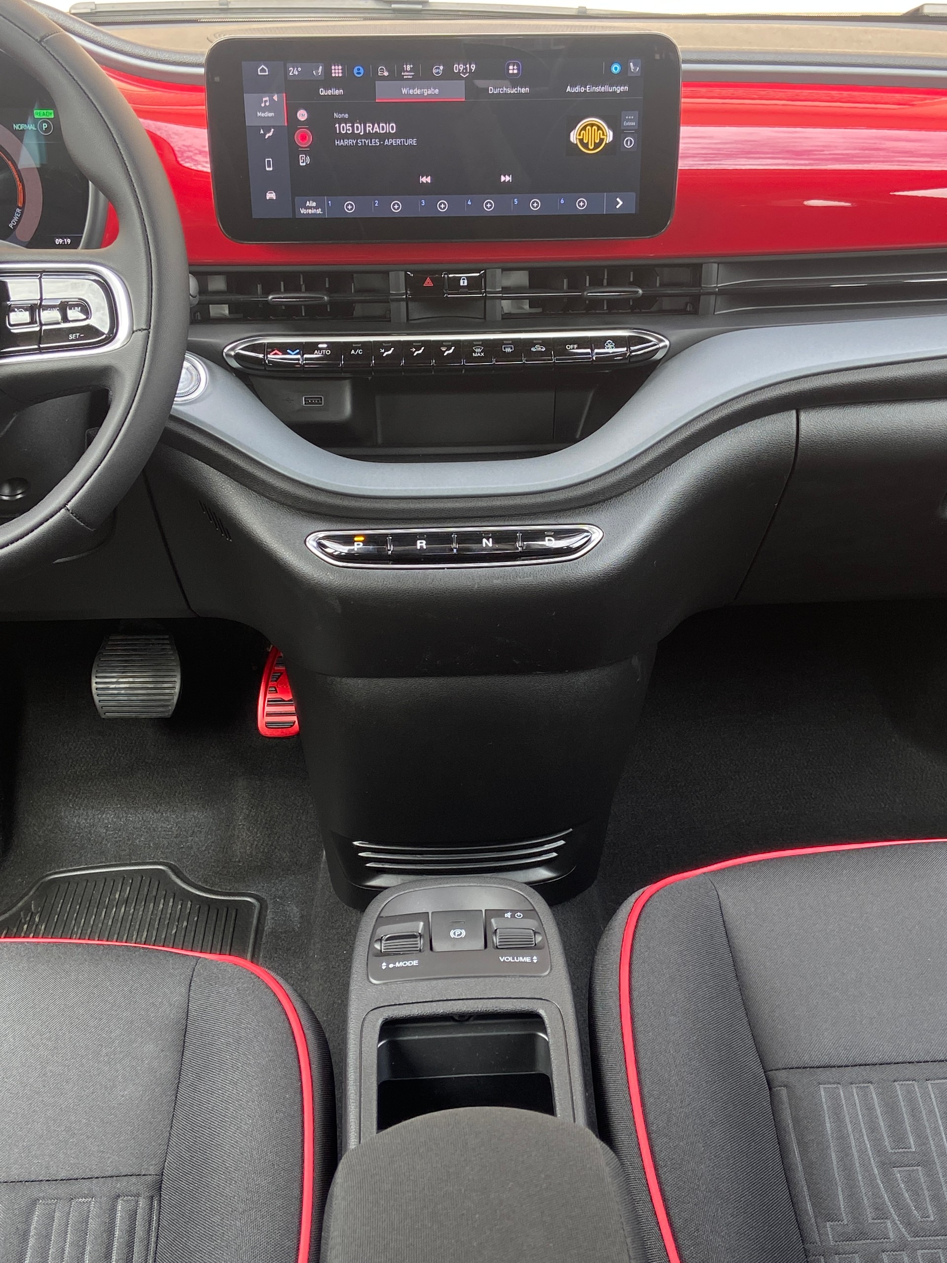 FIAT 500 C electric 87 kW Red-image-7