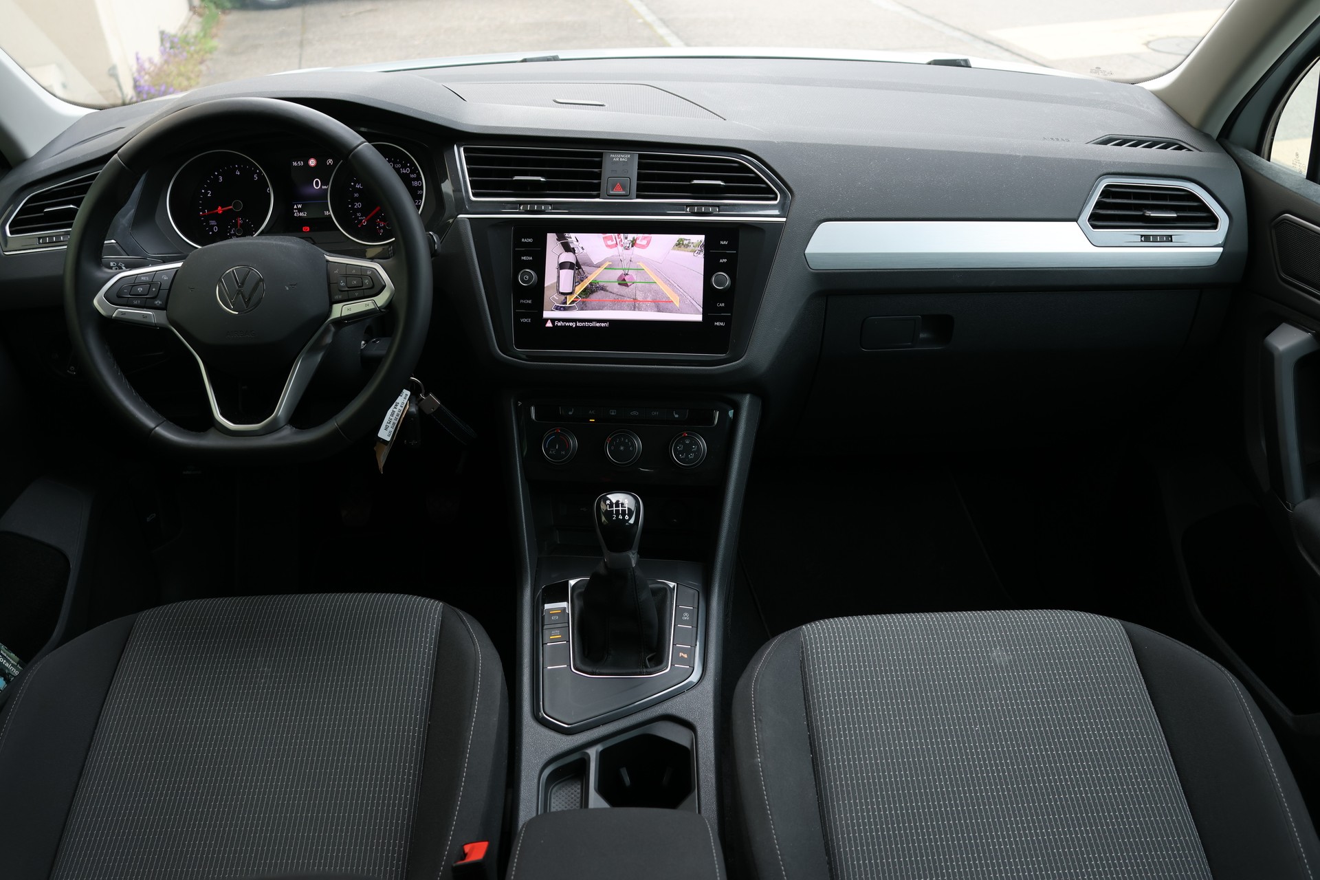 VW Tiguan 1.5TSI Evo Starter-image-12