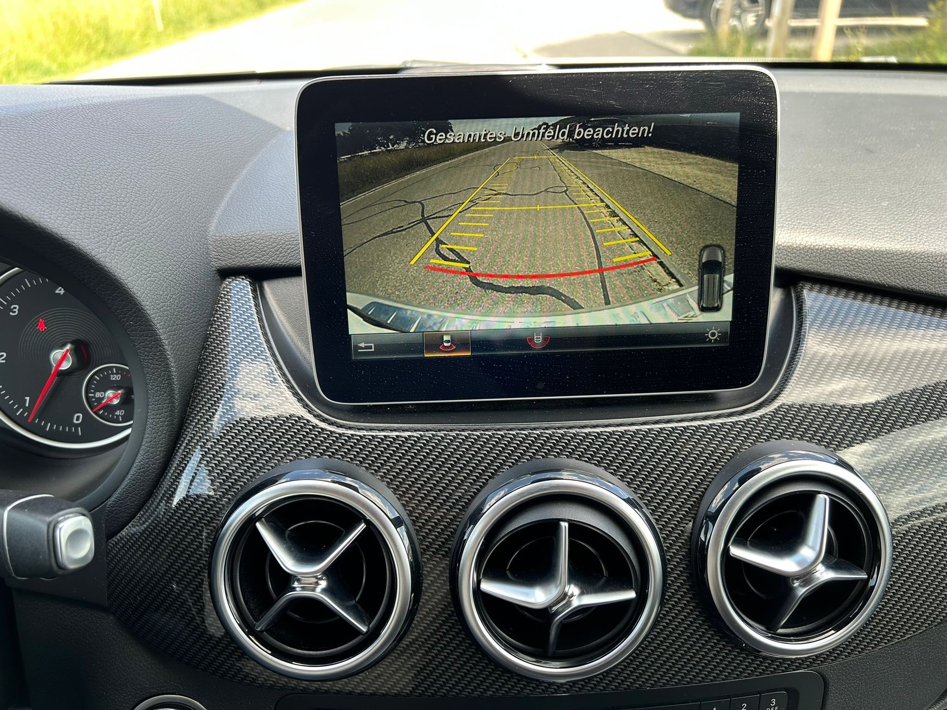 MERCEDES-BENZ B 220 CDI AMG Line 4Matic 7G-DCT-image-12