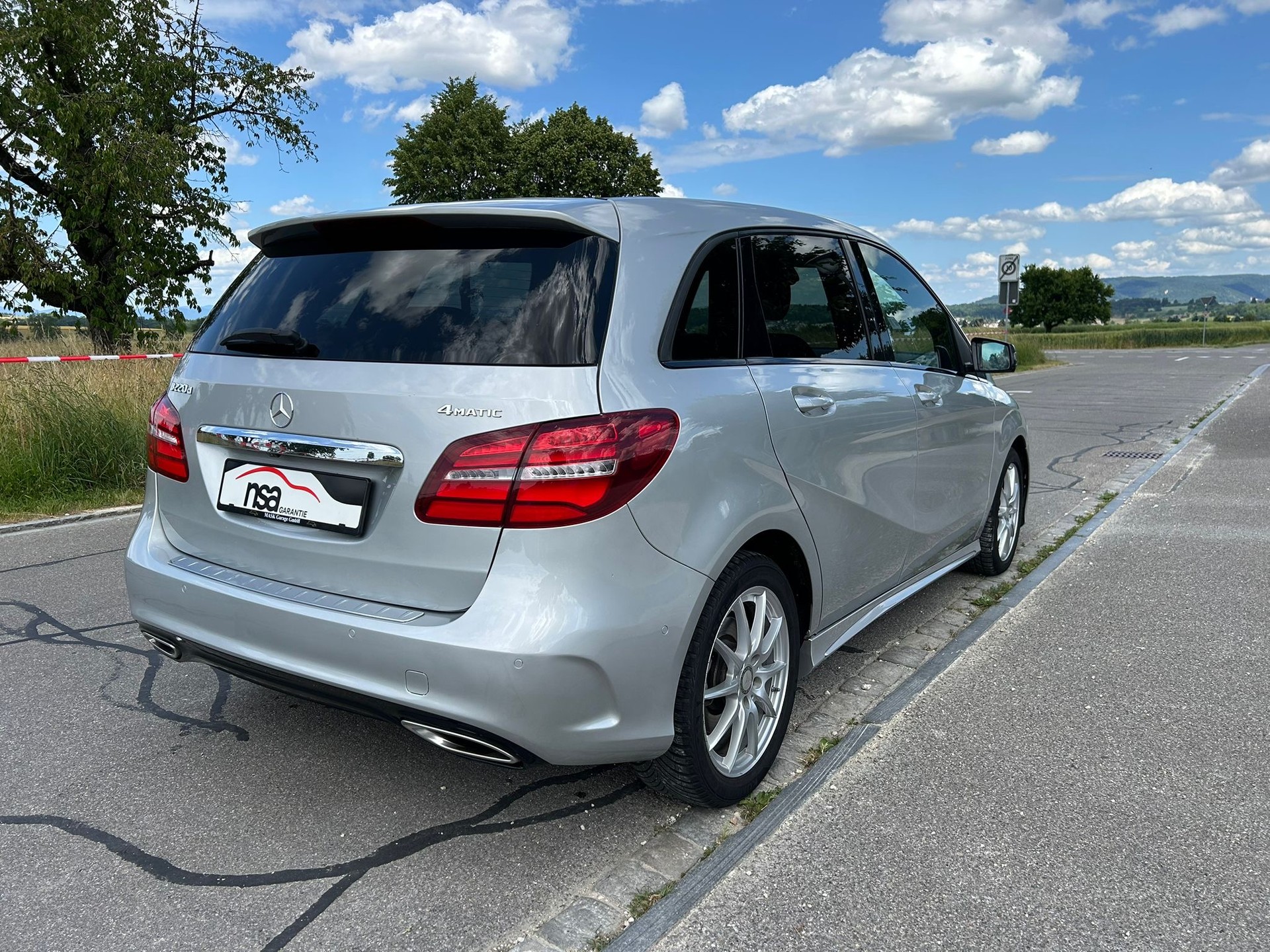 MERCEDES-BENZ B 220 CDI AMG Line 4Matic 7G-DCT-image-5