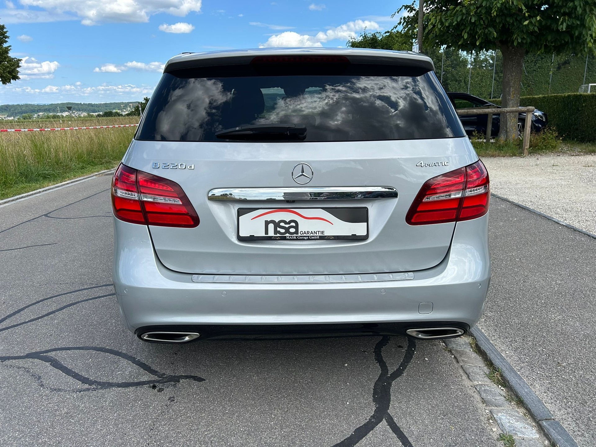 MERCEDES-BENZ B 220 CDI AMG Line 4Matic 7G-DCT-image-3