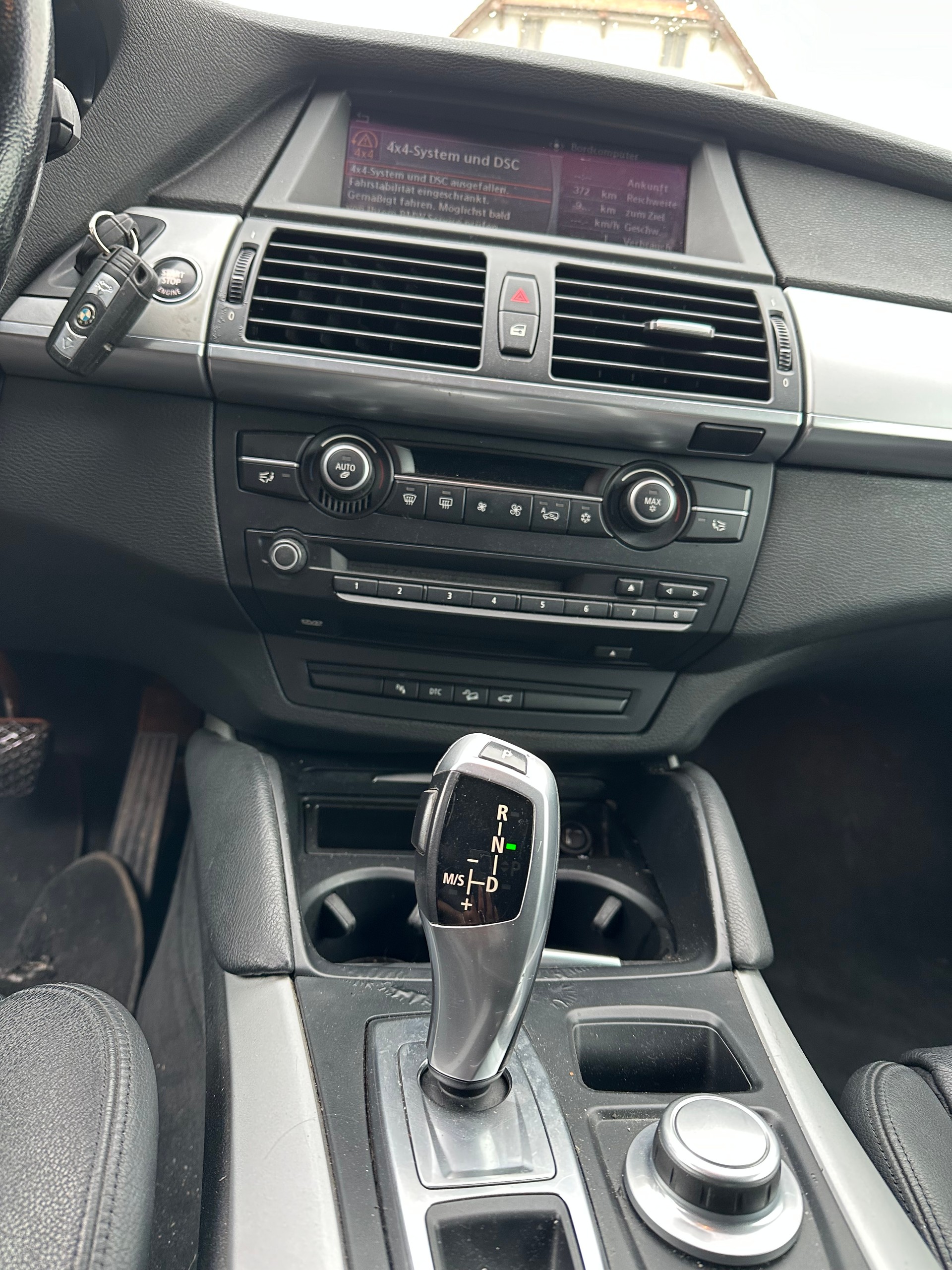 BMW X6 xDrive 35i Steptronic-image-12
