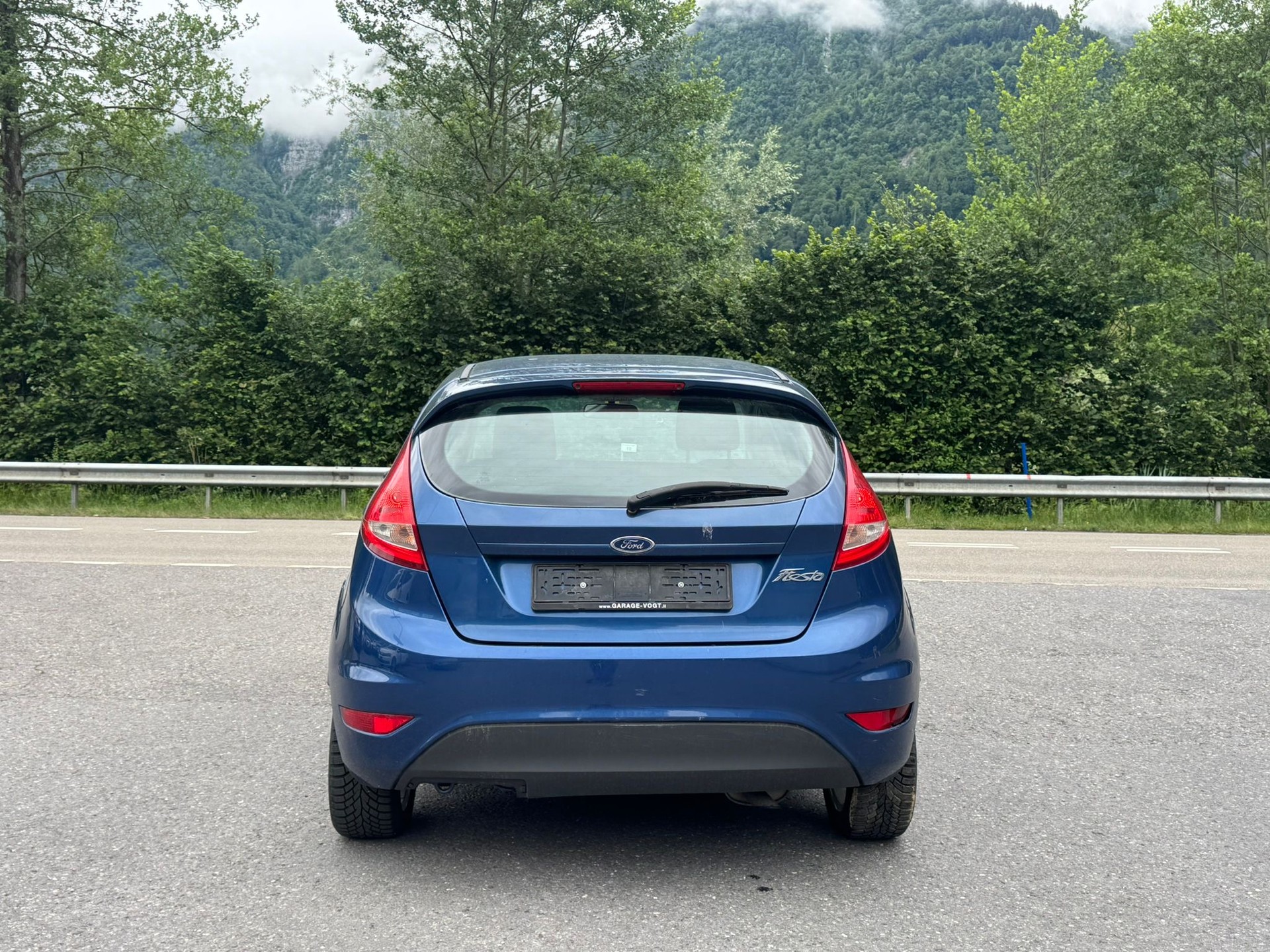 FORD Fiesta 1.25 16V Titanium-image-8