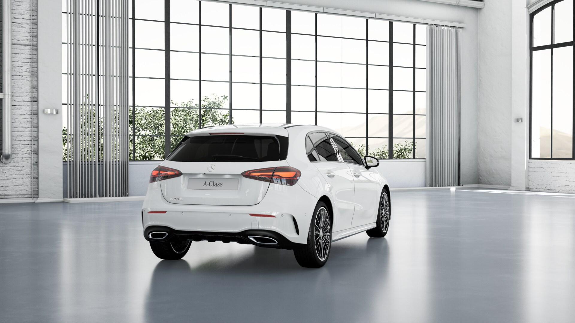 MERCEDES-BENZ A 200 Night Star AMG Line-image-4