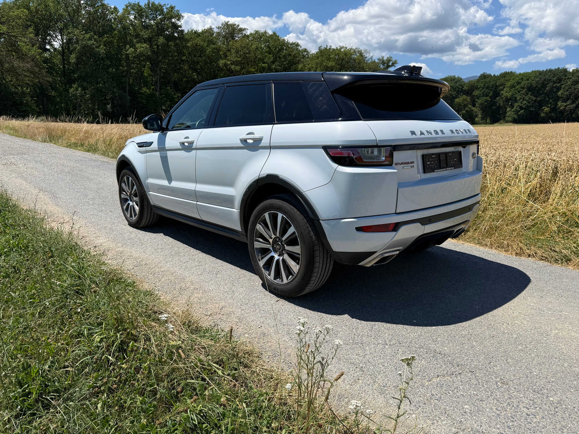 LAND ROVER Range Rover Evoque 2.0 Si4 SE Dynamic AT9-image-4