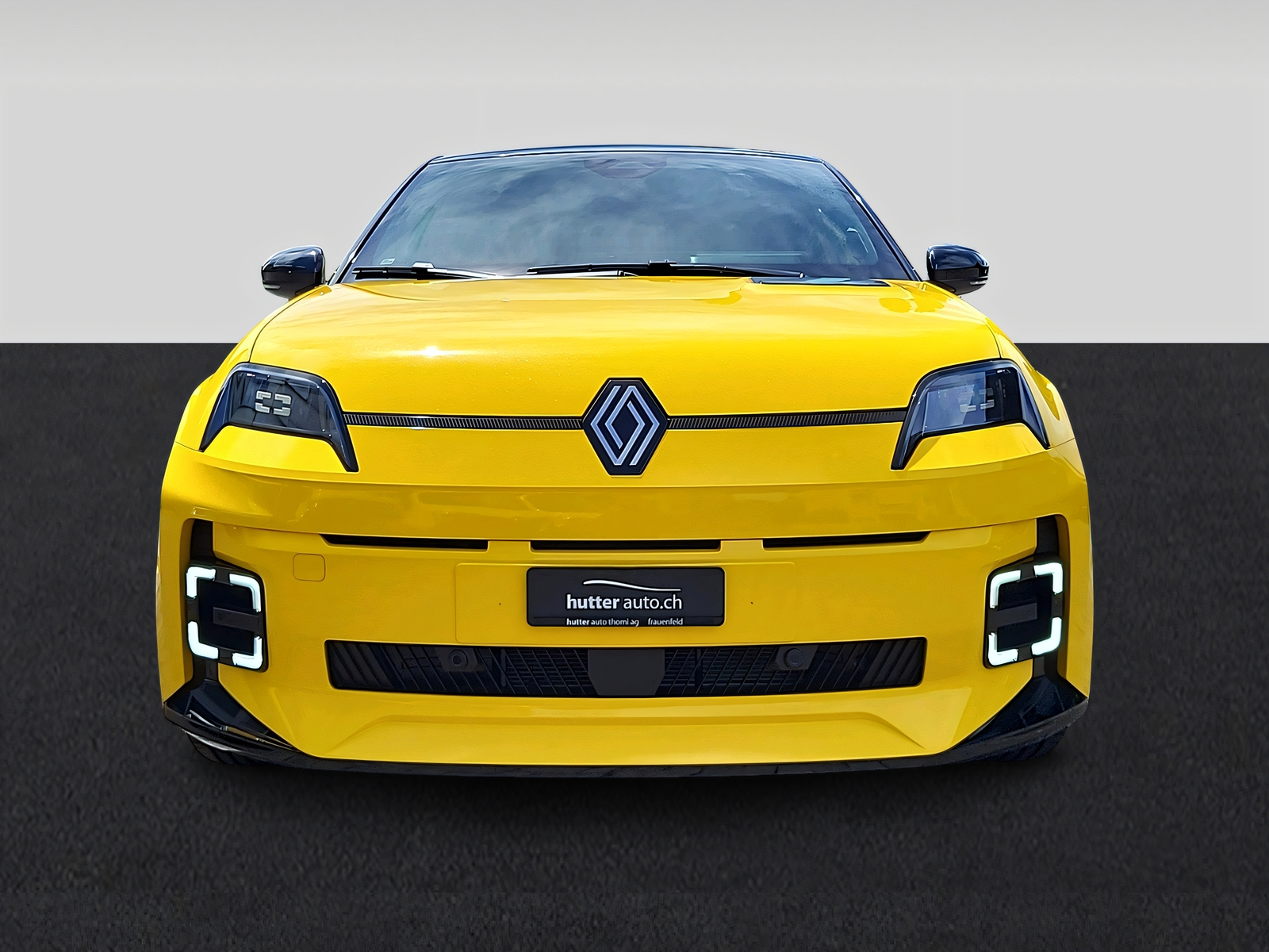 RENAULT R5 E-Tech Comfort Range iconic five-image-1