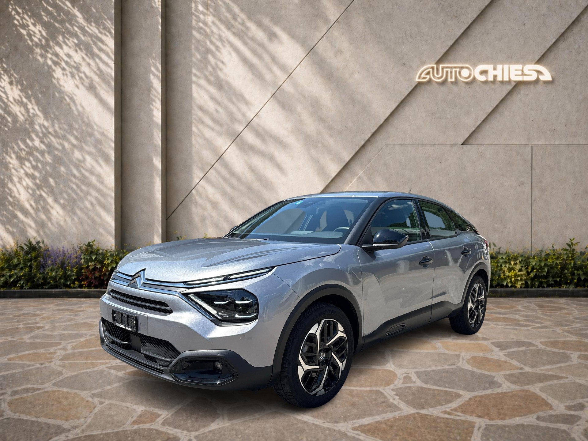 CITROEN C4 1.2 PureTech Swiss Edition-image-0
