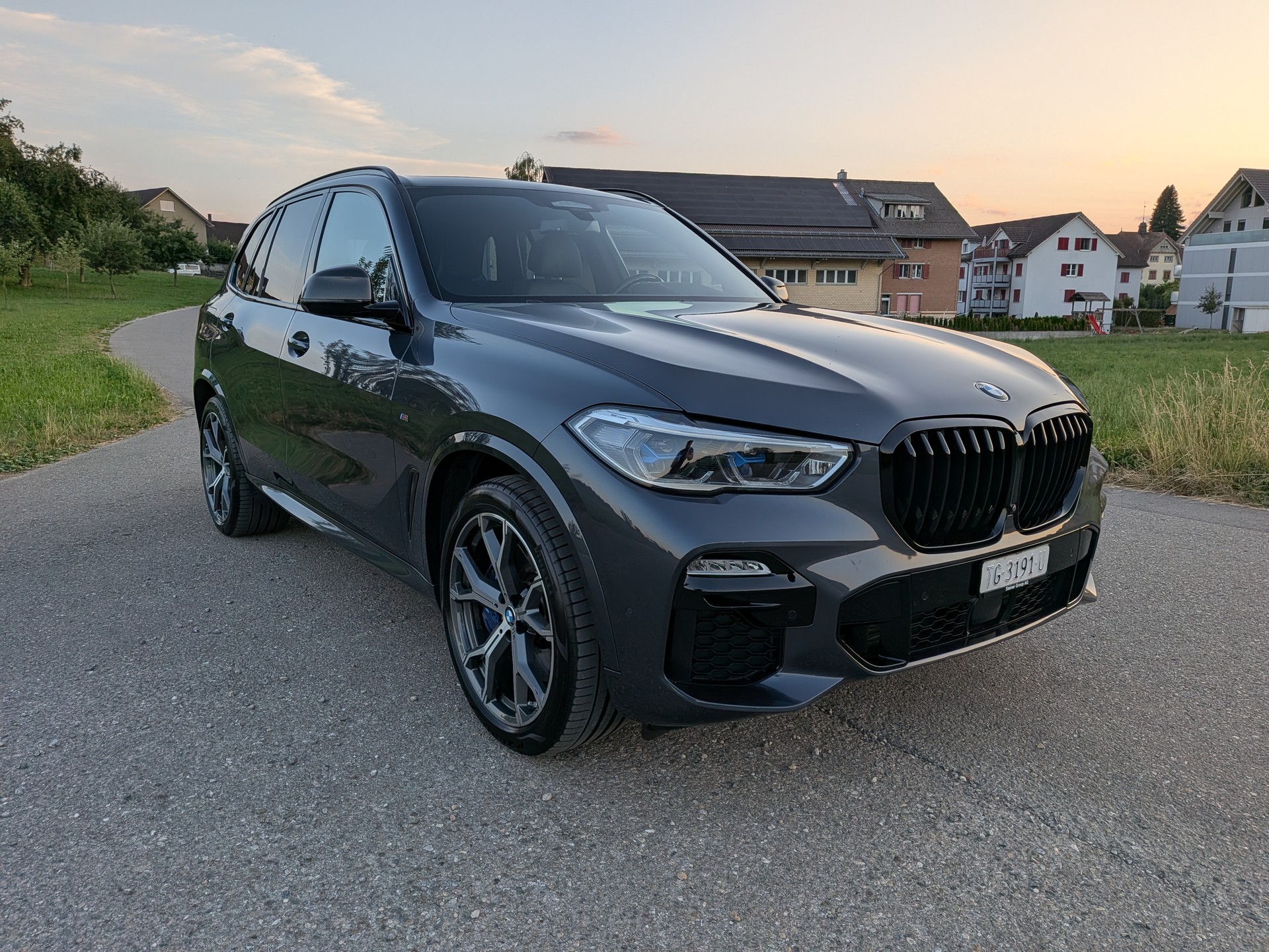 BMW X5 xDrive45e M Sport Steptronic-showroom-element-2