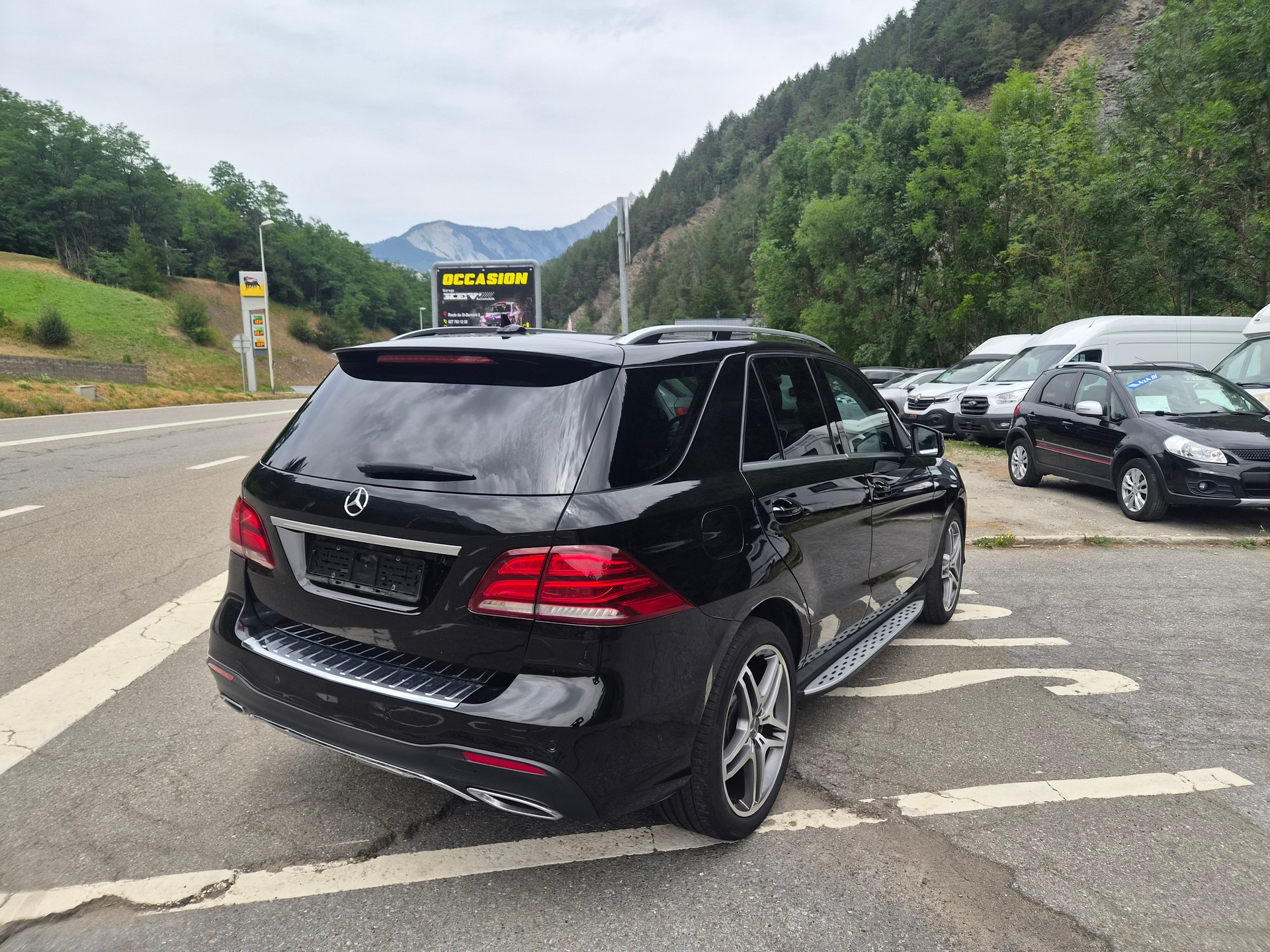 MERCEDES-BENZ GLE 350 d 4Matic 9G-Tronic-image-6