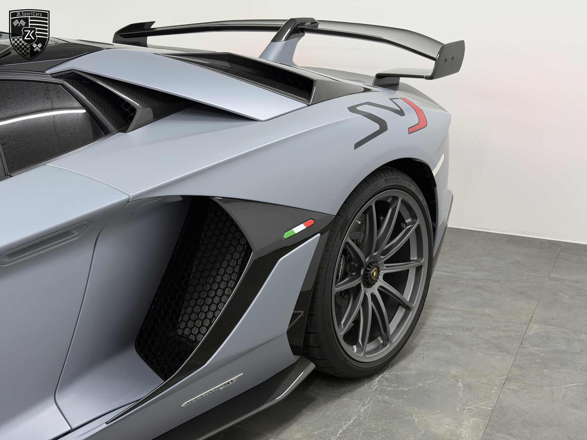 LAMBORGHINI Aventador LP770-4 SVJ Grigio Acheso Matt Roadster ISR ( 1 di 800 )-image-7