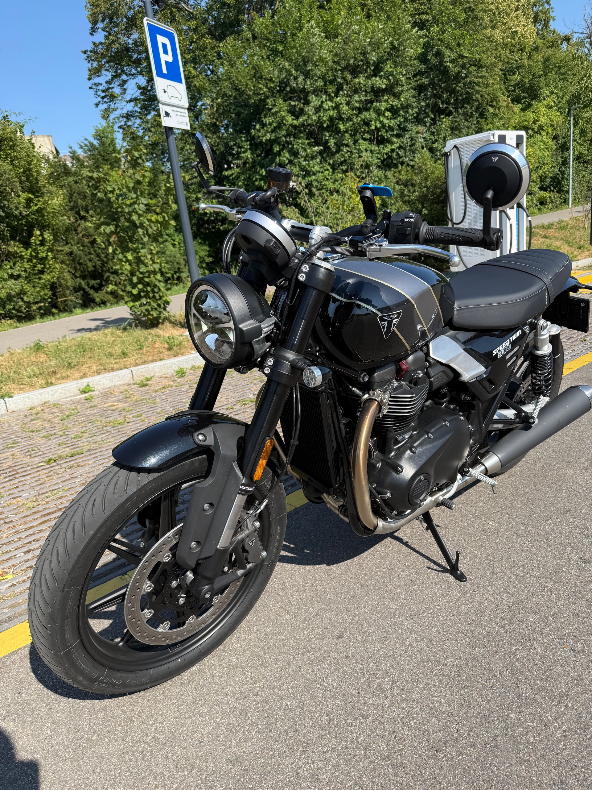 TRIUMPH Speed Twin 900-image-4