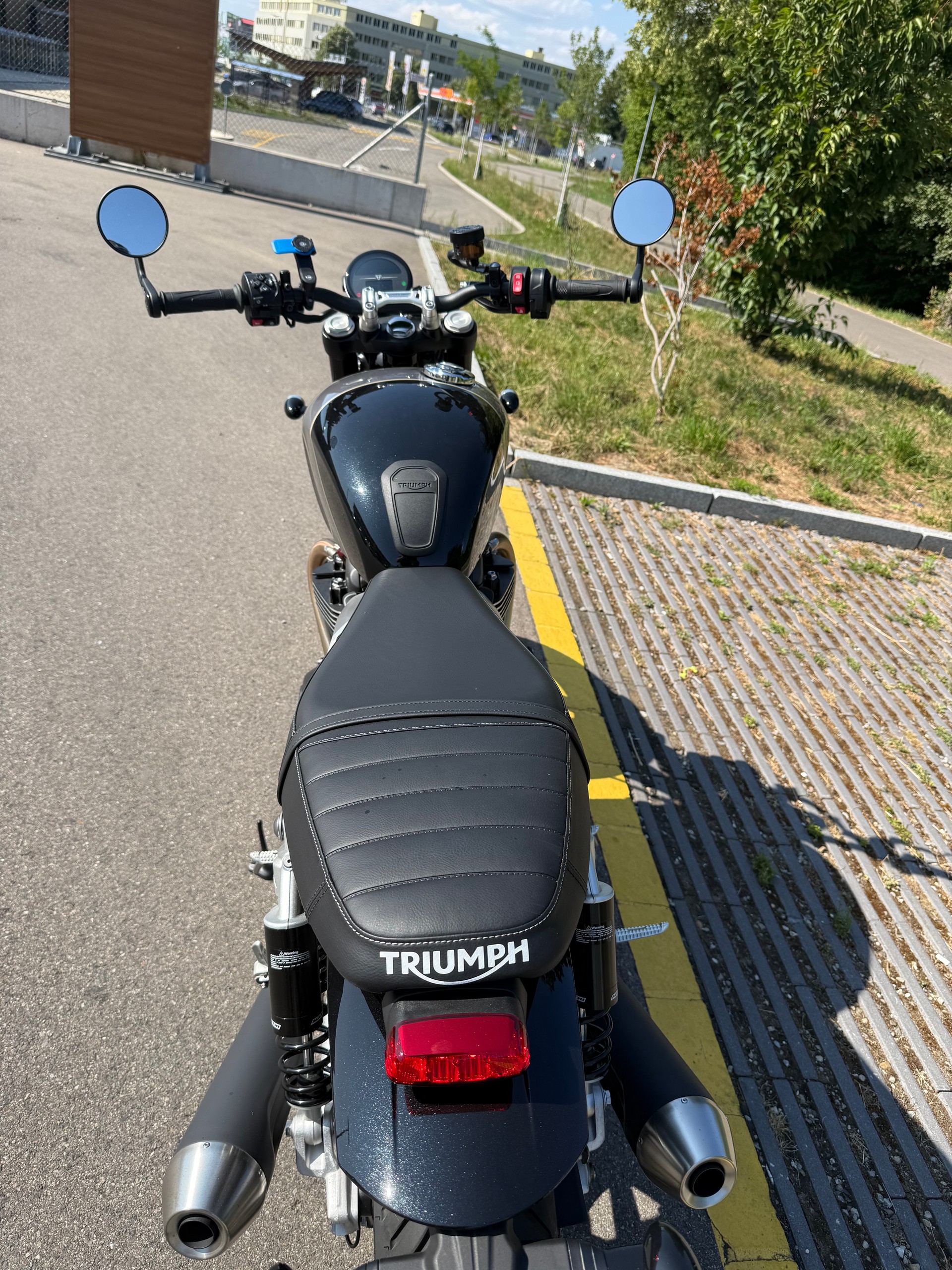 TRIUMPH Speed Twin 900-image-3