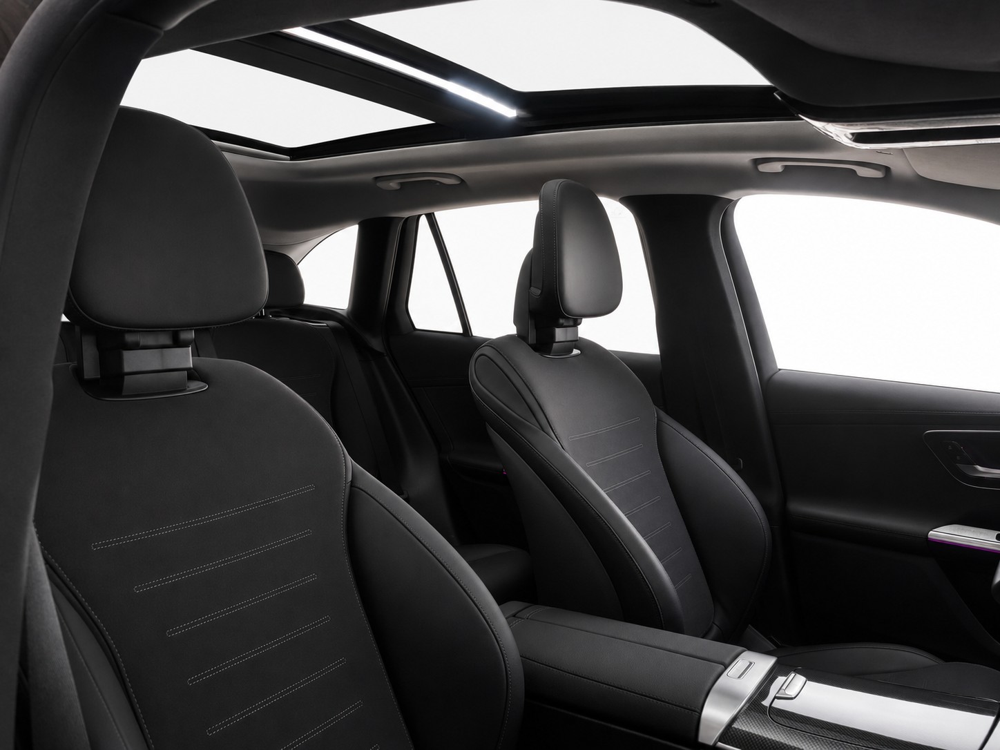 MERCEDES-BENZ GLC 220 d AMG Line 4matic CH FAHRZEUG-image-11
