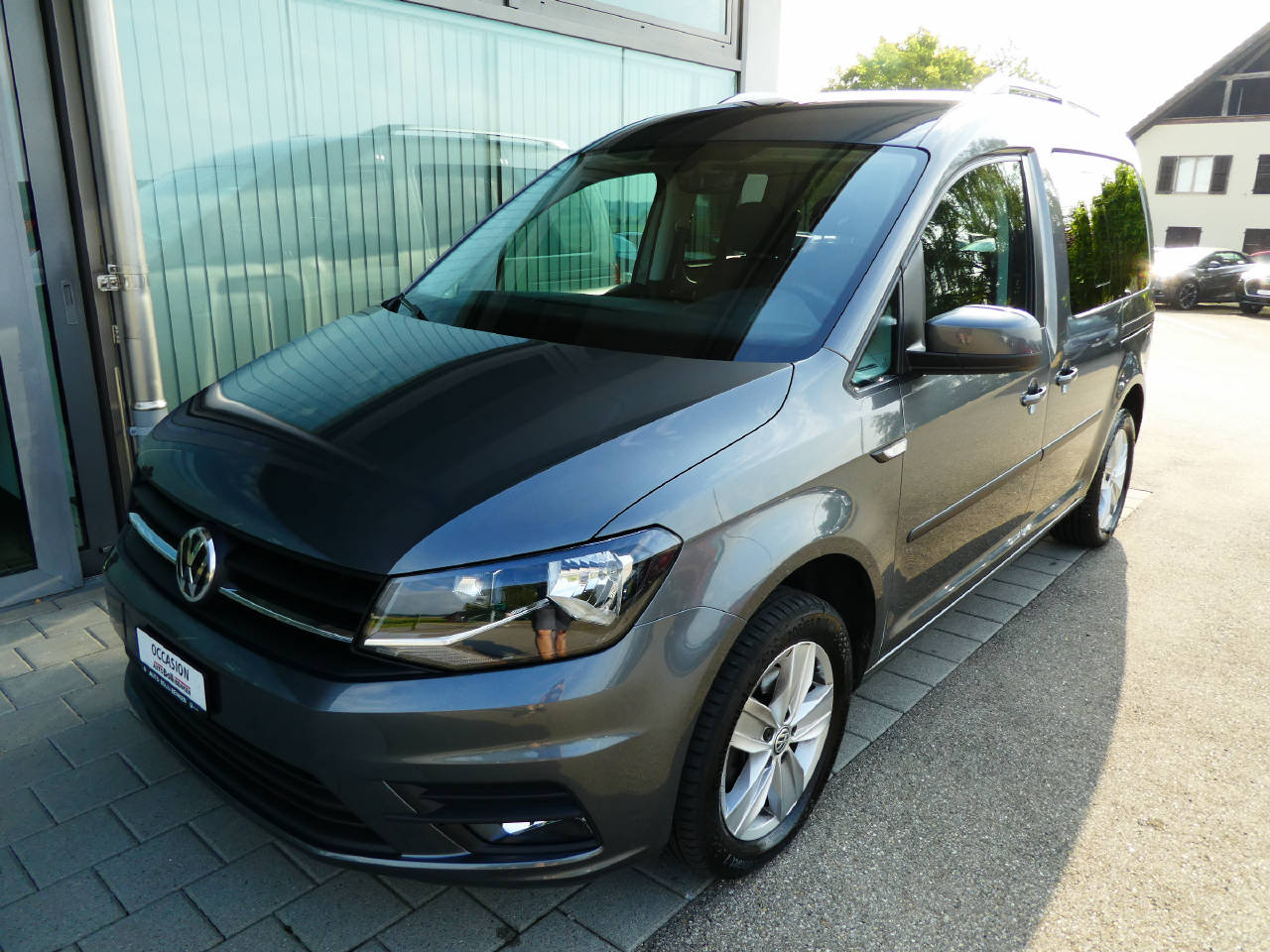 VW Caddy Kombi 2.0 TDI 102 BlueMT Family DSG-showroom-element-1