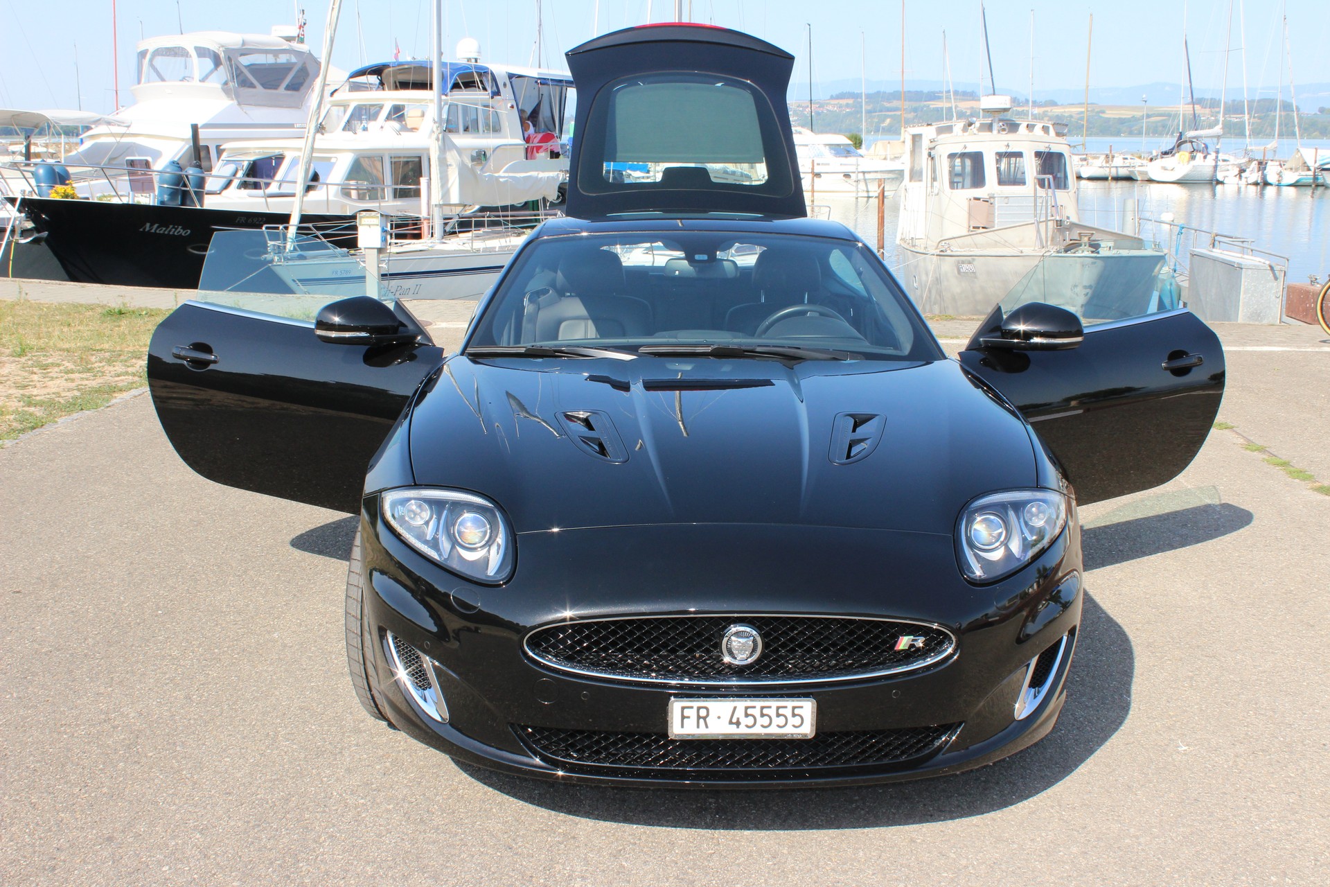 JAGUAR 5.0 V8 Supercharged-image-1