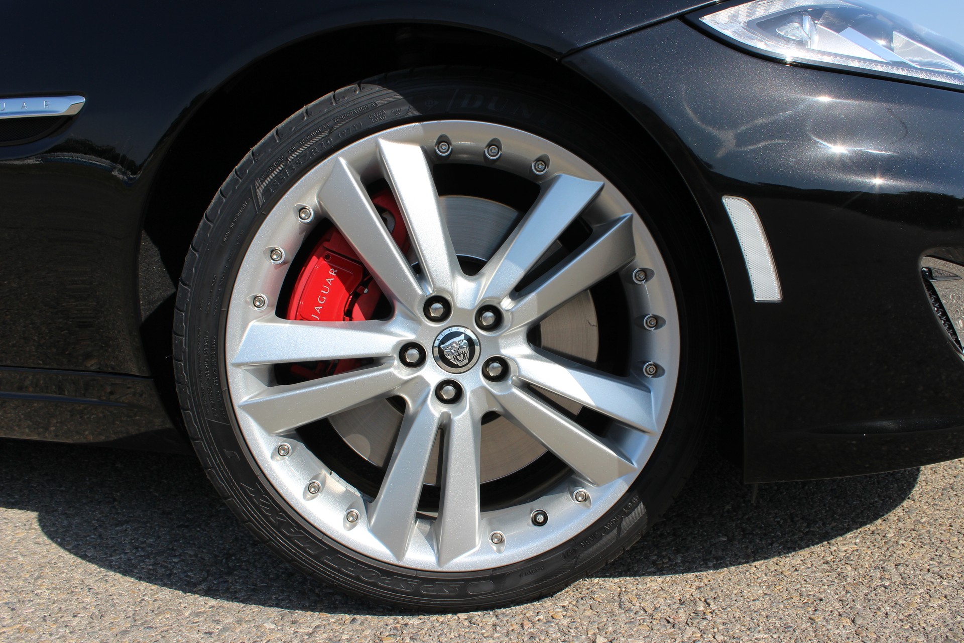 JAGUAR 5.0 V8 Supercharged-image-11