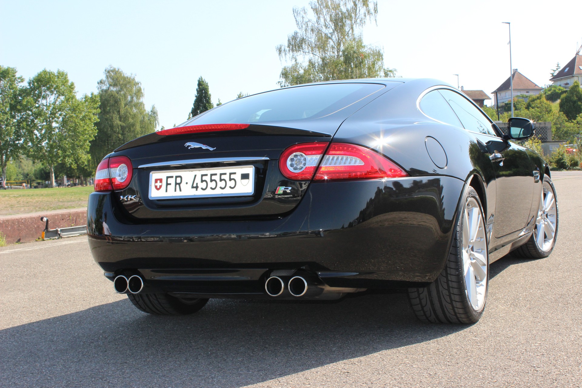 JAGUAR 5.0 V8 Supercharged-image-3