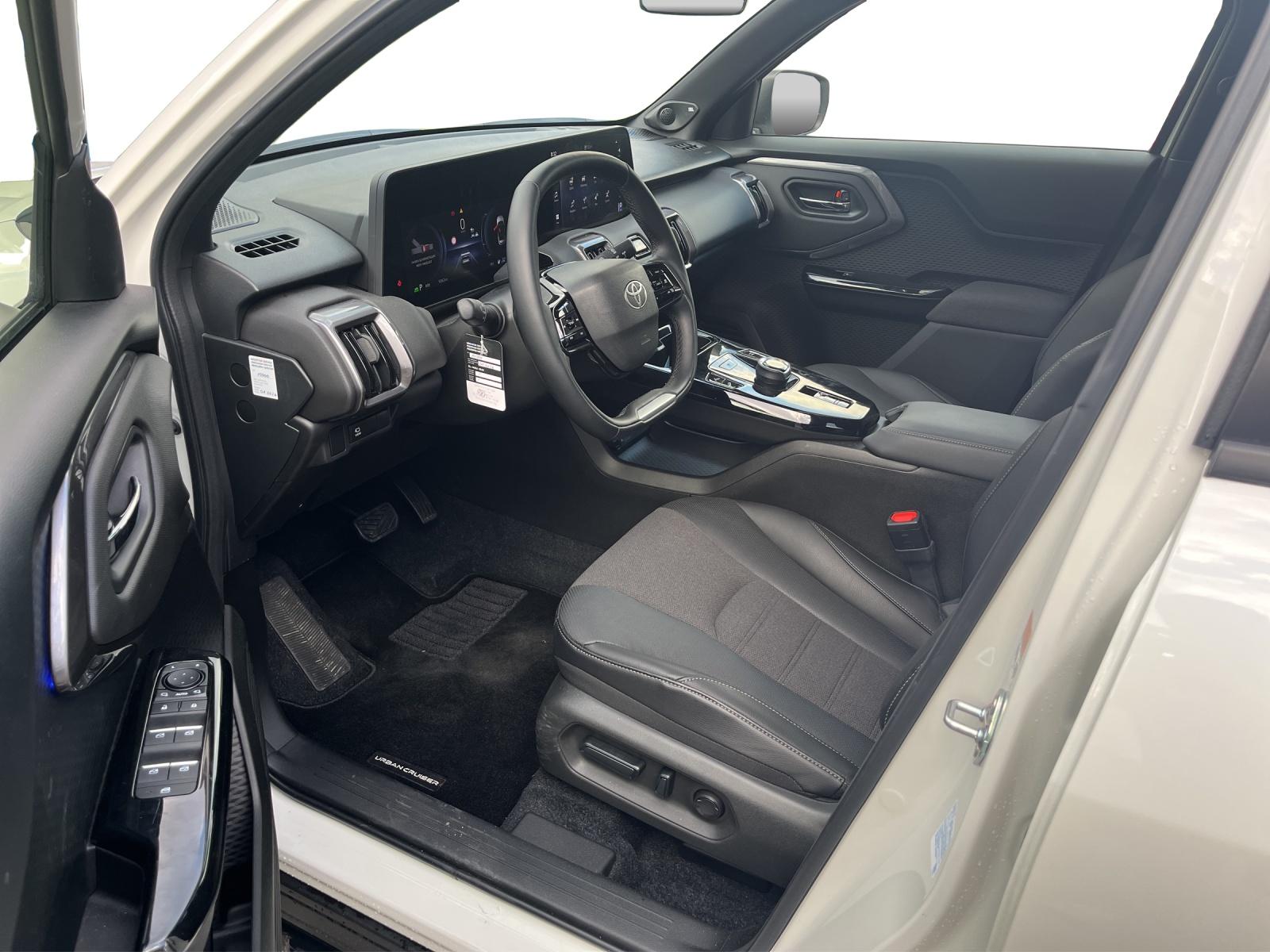 TOYOTA Urban Cruiser Premium AWD-image-5