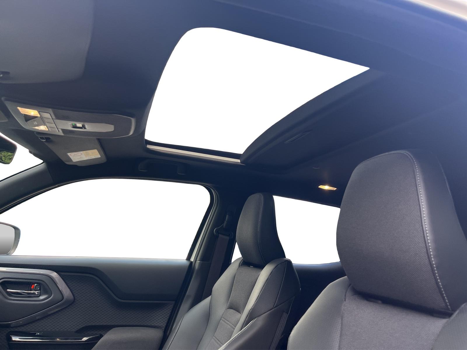 TOYOTA Urban Cruiser Premium AWD-image-13