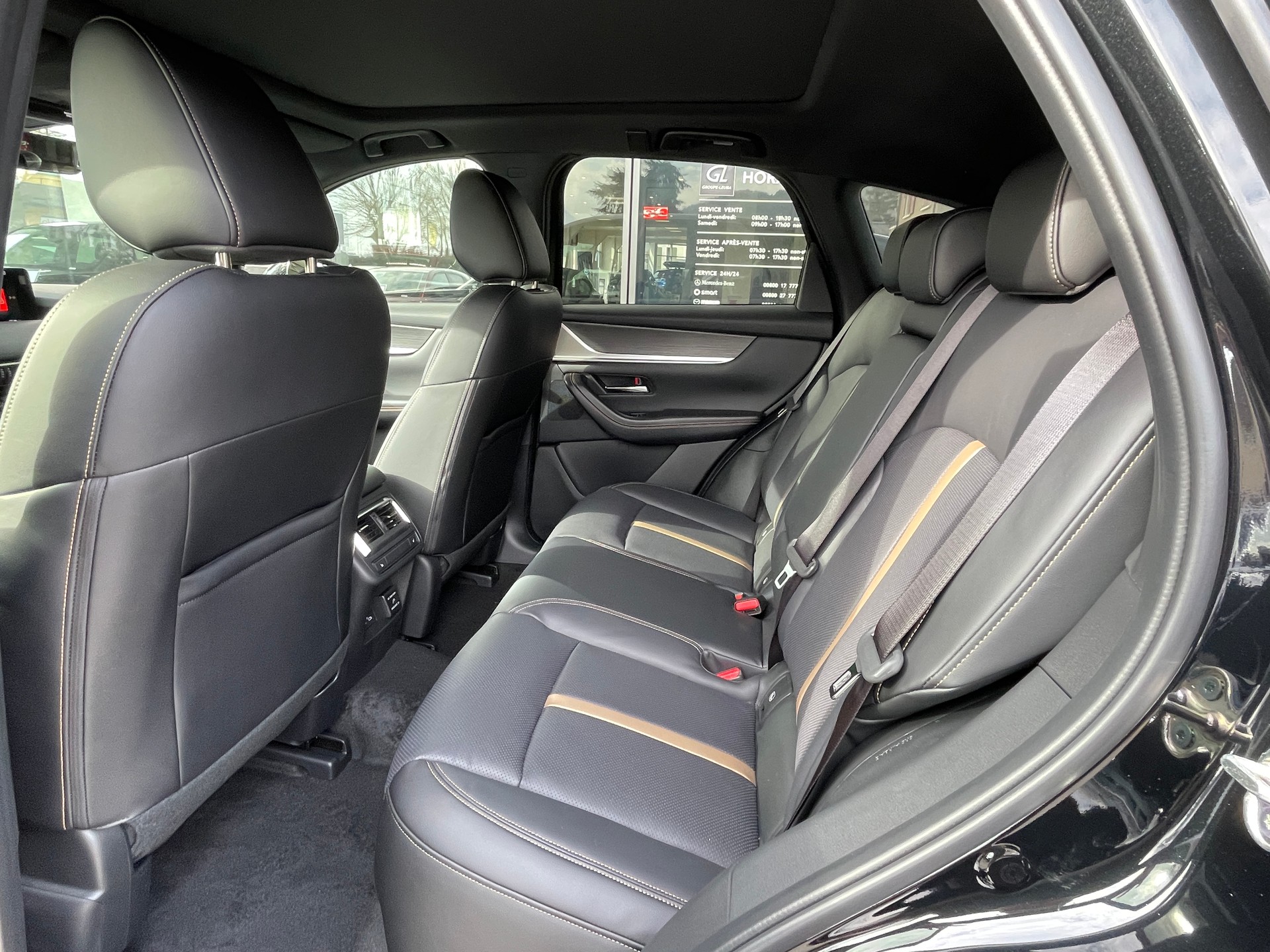 MAZDA CX-60 e-Skyactiv PHEV 327 AWD Homura-image-8