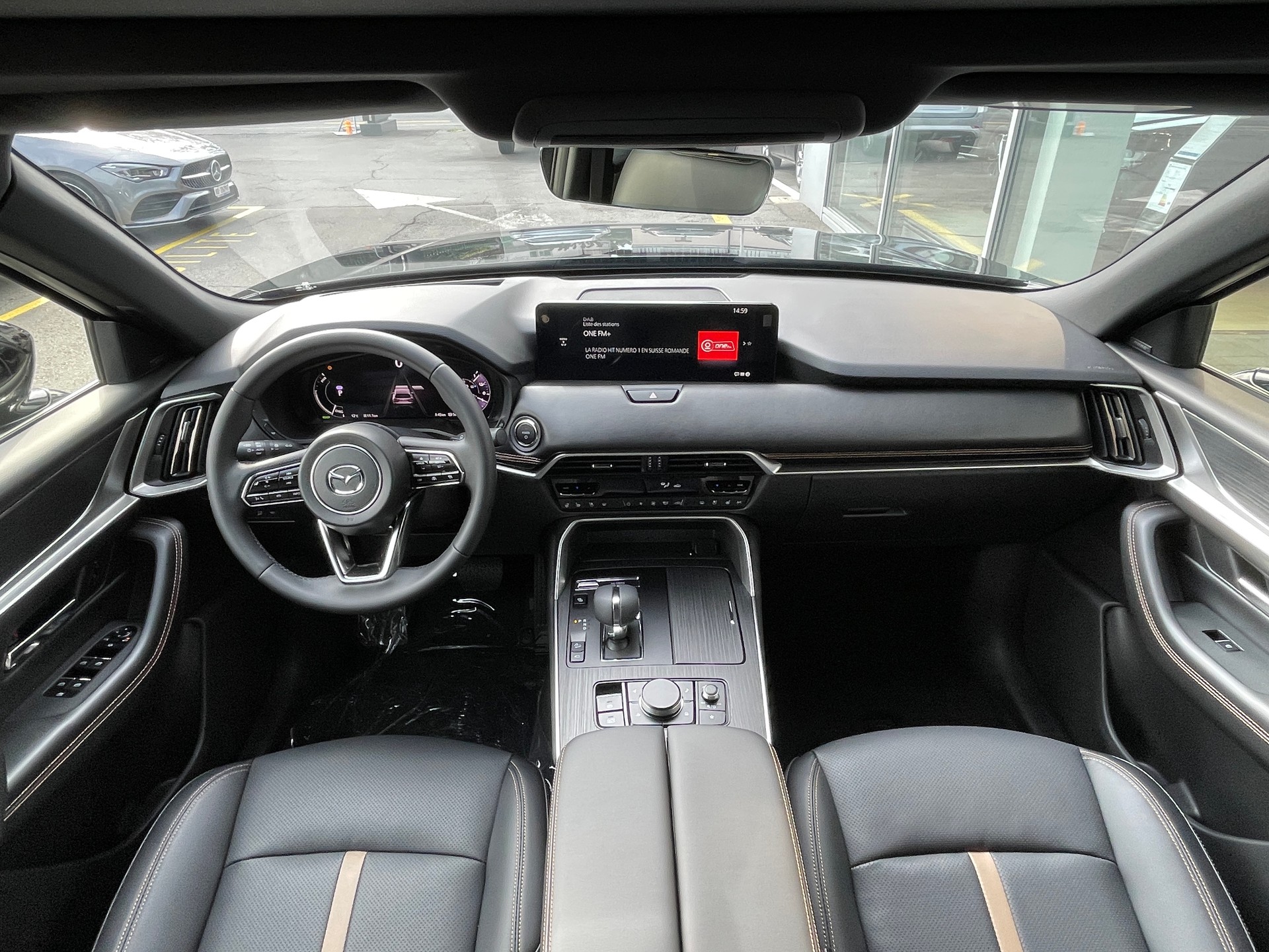 MAZDA CX-60 e-Skyactiv PHEV 327 AWD Homura-image-9