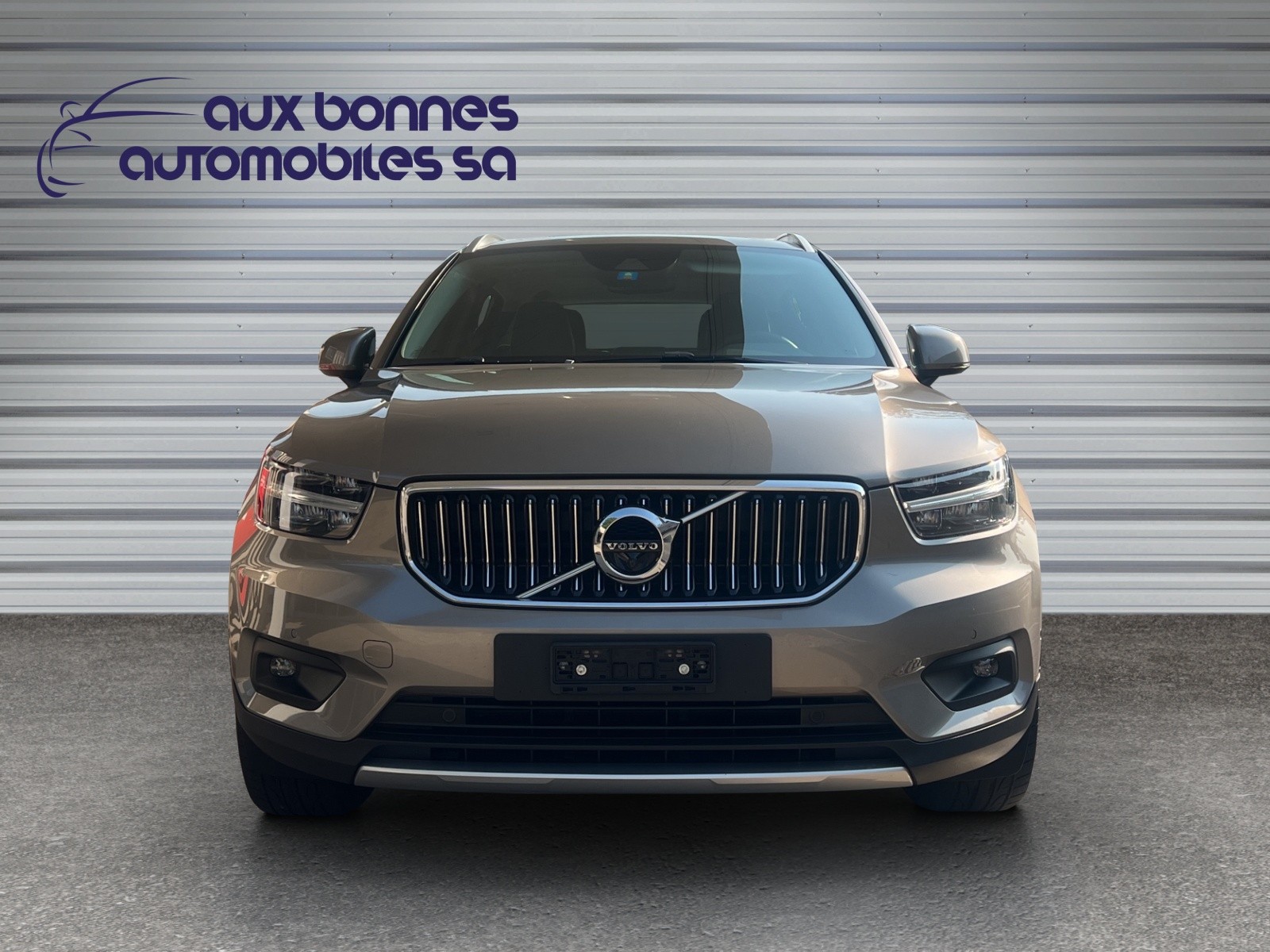 VOLVO XC40 T5 TwE Inscription DCT-image-4