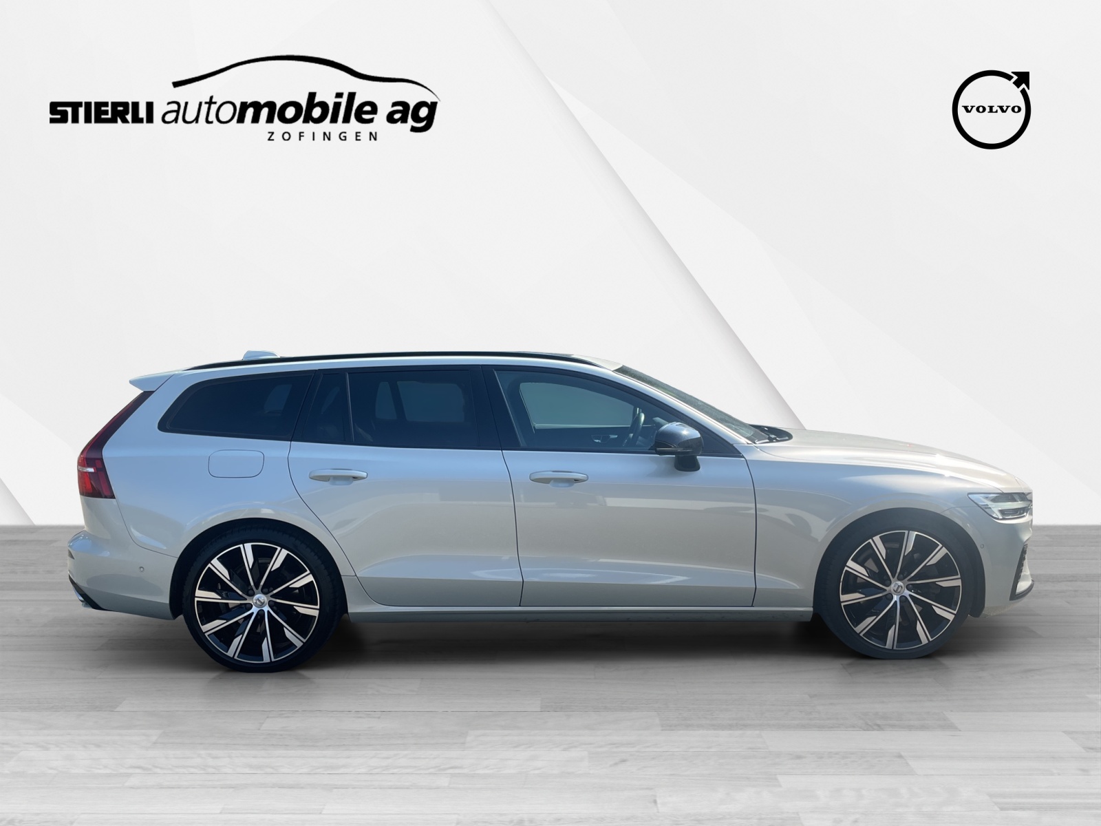 VOLVO V60 2.0 T6 TE R-Design eAWD-showroom-element-3