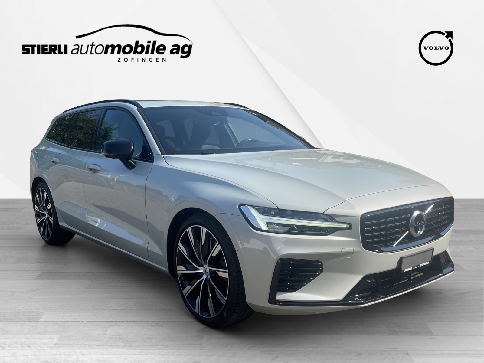 VOLVO V60 2.0 T6 TE R-Design eAWD-showroom-element-2