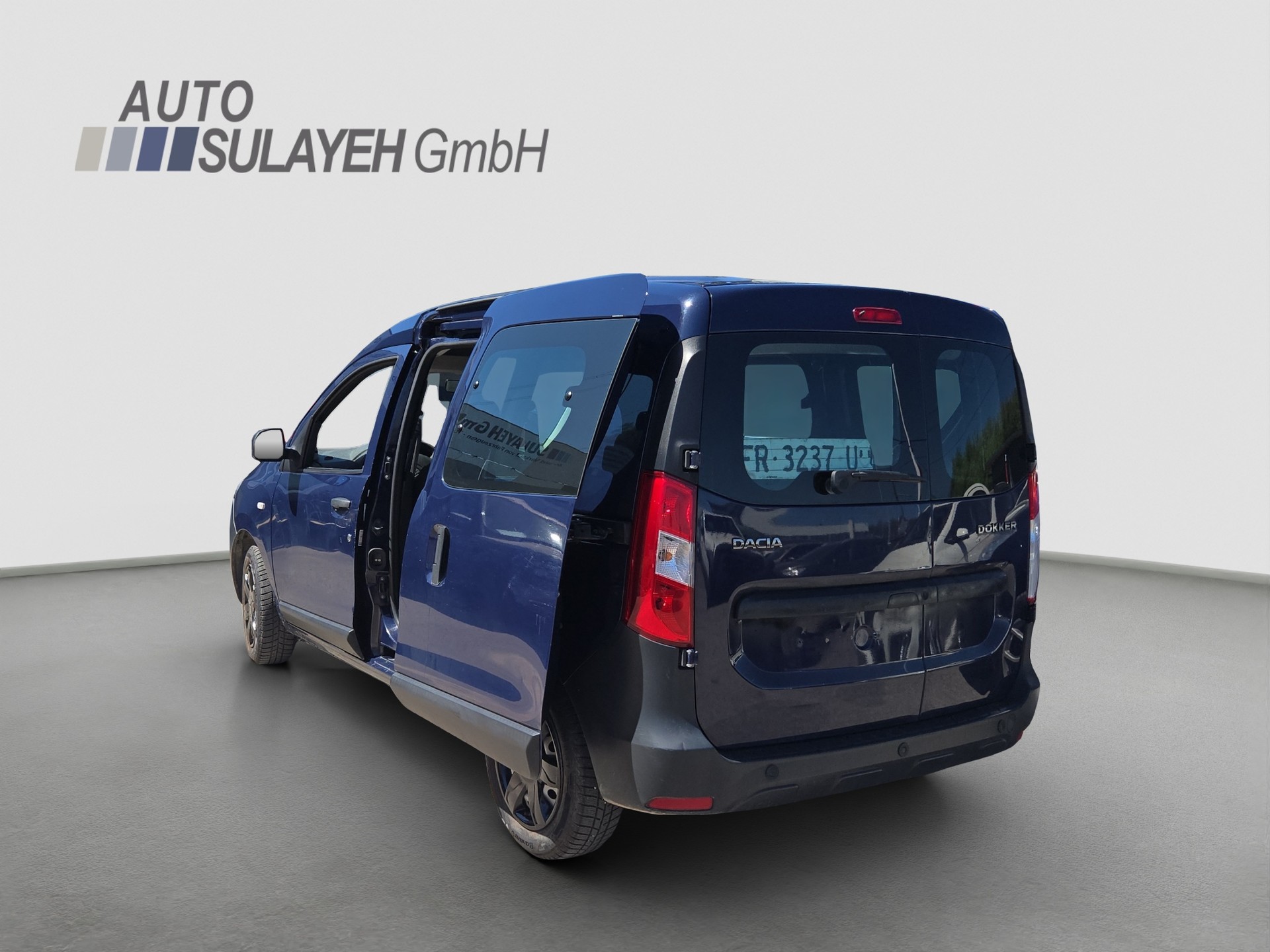 DACIA Dokker 1.2 T Stepway-showroom-element-1