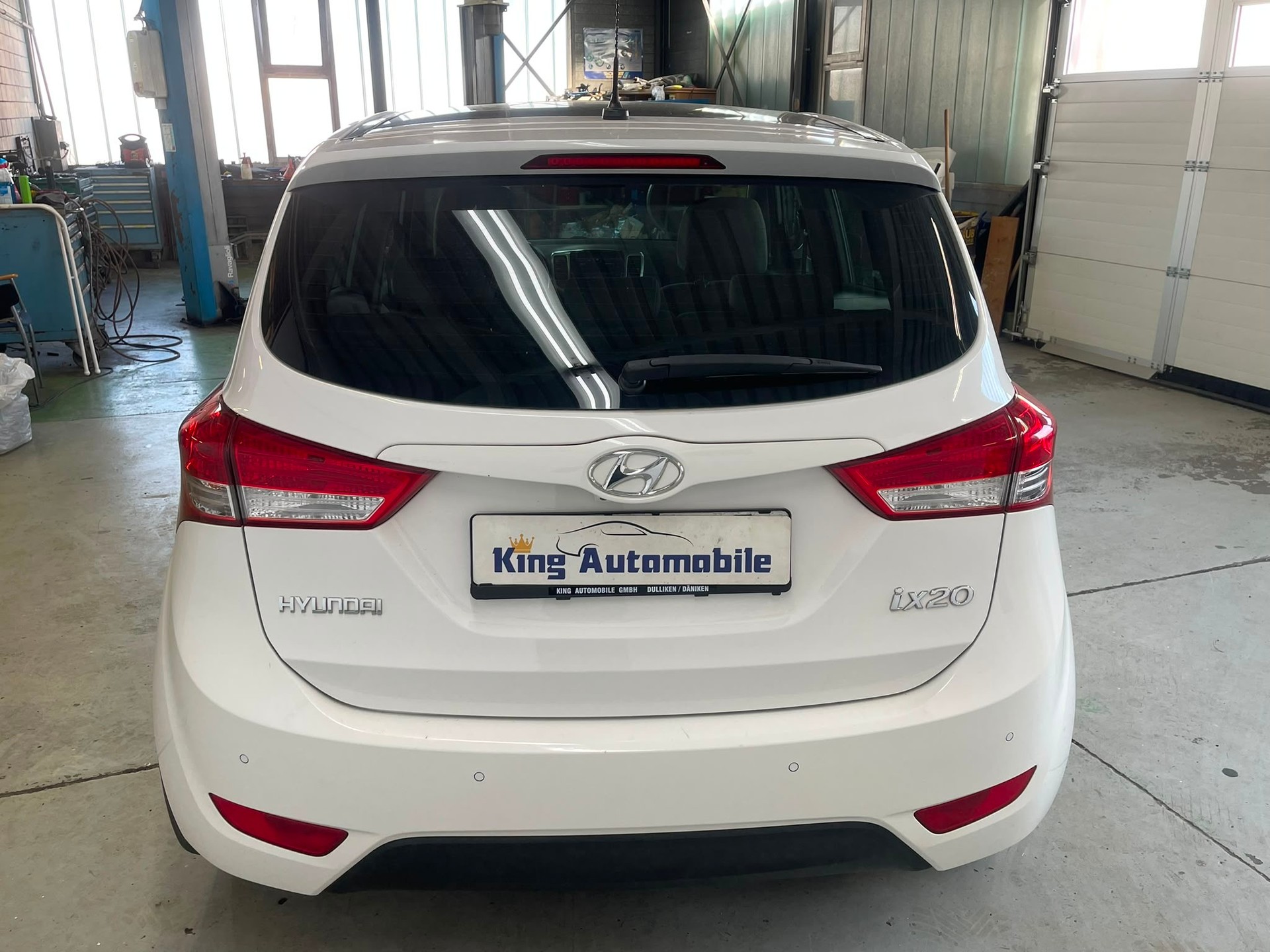 HYUNDAI iX20 1.6 Style Automatic-image-5