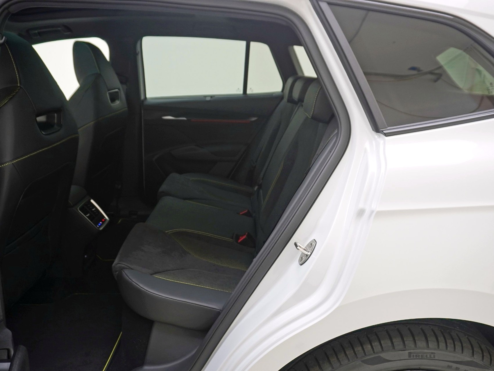 SKODA Enyaq iV RS-Lounge MAXX-image-14