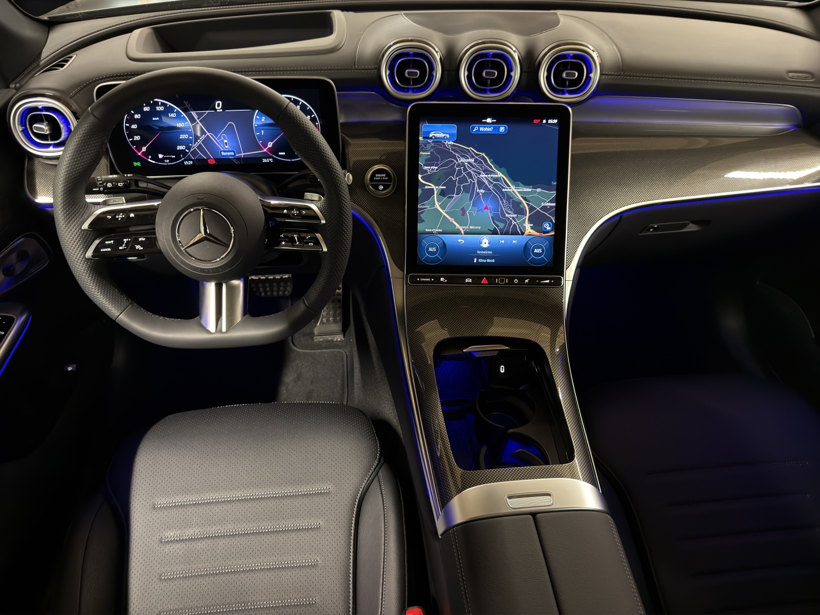 MERCEDES-BENZ GLC 300 4Matic 9G-Tronic-image-7