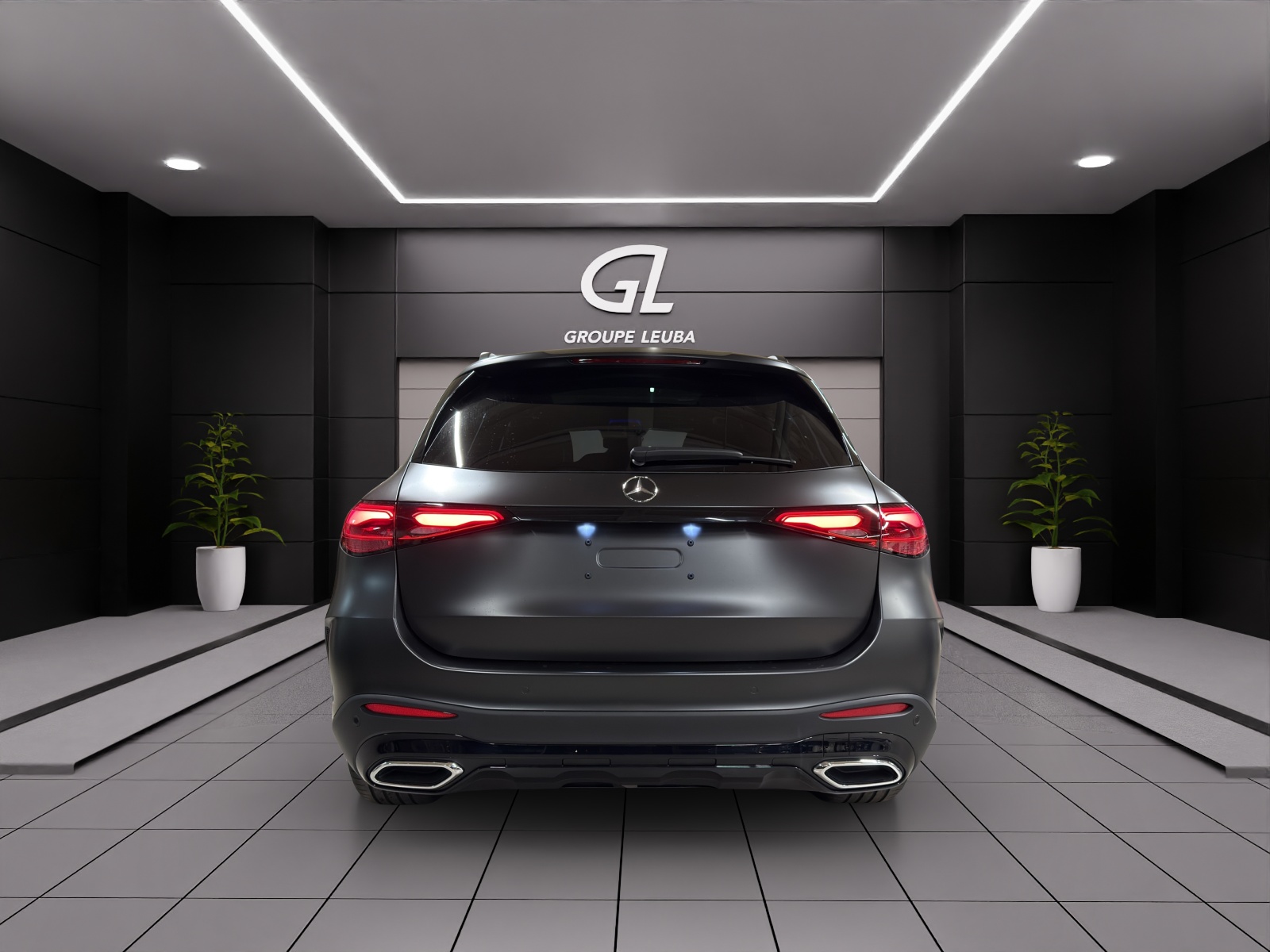 MERCEDES-BENZ GLC 300 4Matic 9G-Tronic-image-4