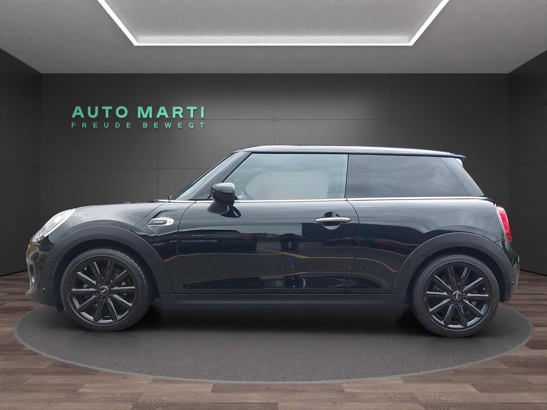 MINI F56 1.5i Cooper-showroom-element-1
