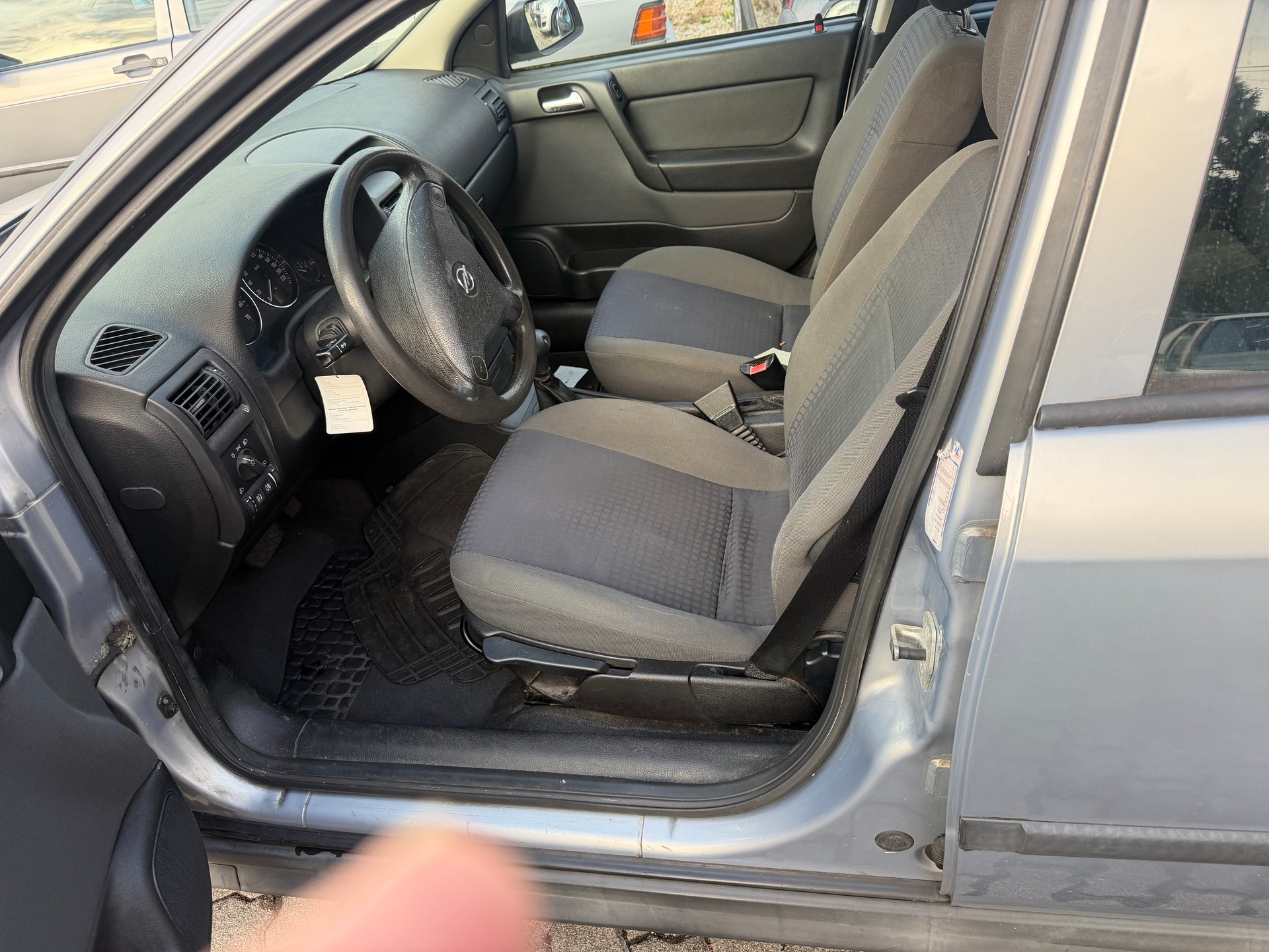 OPEL Astra 1.6i 16V Comfort-image-5