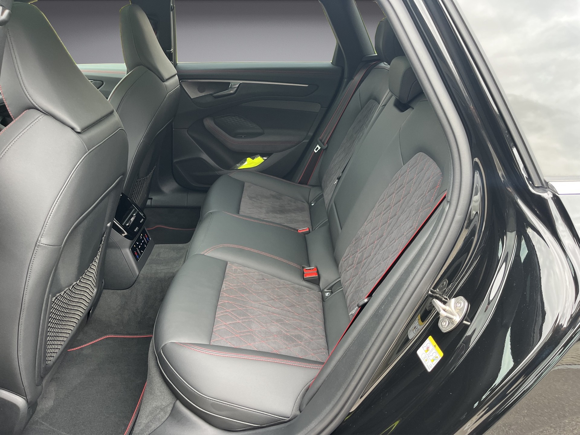 AUDI A6 Avant TFSI quattro 270 kW S tronic*New Modell*Luftfederung, Panorama-Glasdach, 21"Alu, (5-Jahre Garantie)-image-10