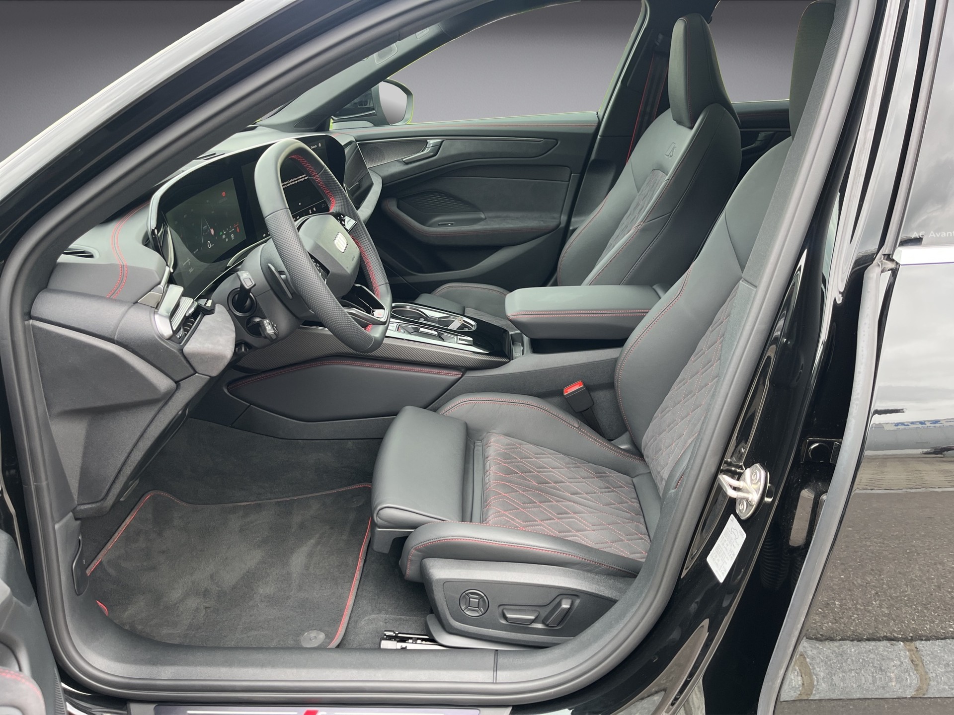 AUDI A6 Avant TFSI quattro 270 kW S tronic*New Modell*Luftfederung, Panorama-Glasdach, 21"Alu, (5-Jahre Garantie)-image-8