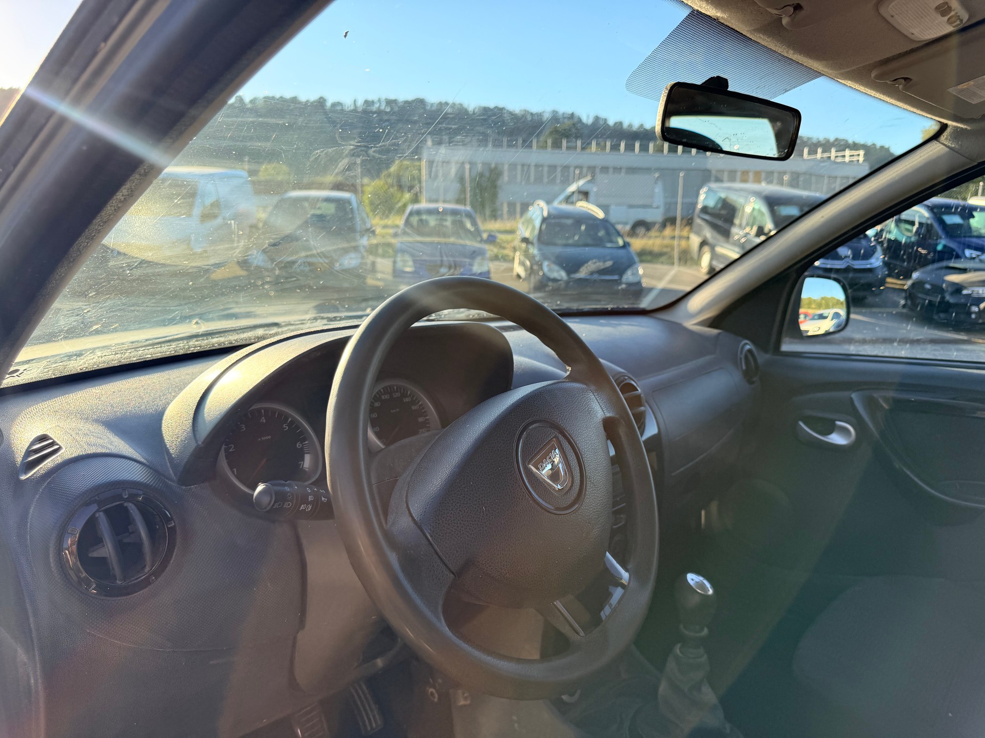 DACIA Duster 1.6 Lauréate 4x4-image-10