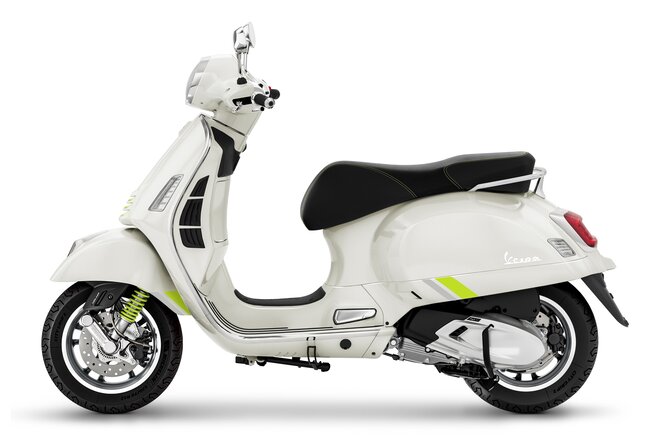 PIAGGIO Vespa GTS 125 Super Tech RST Euro 5+-showroom-element-2
