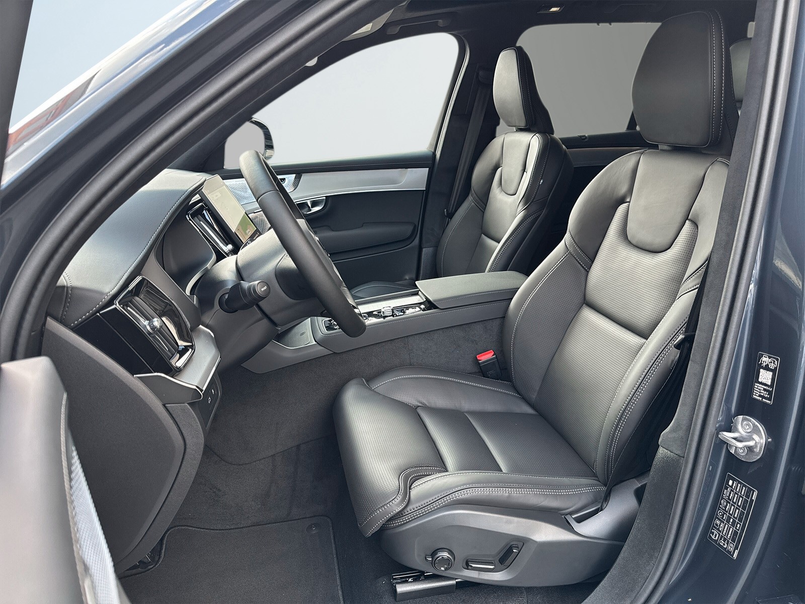 VOLVO XC90 2.0 T8 TE Black Edition eAWD-image-8