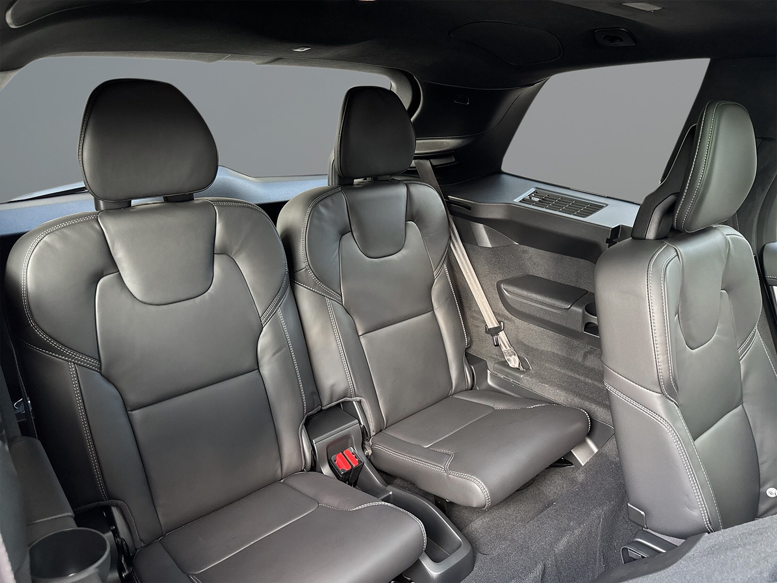 VOLVO XC90 2.0 T8 TE Black Edition eAWD-image-12