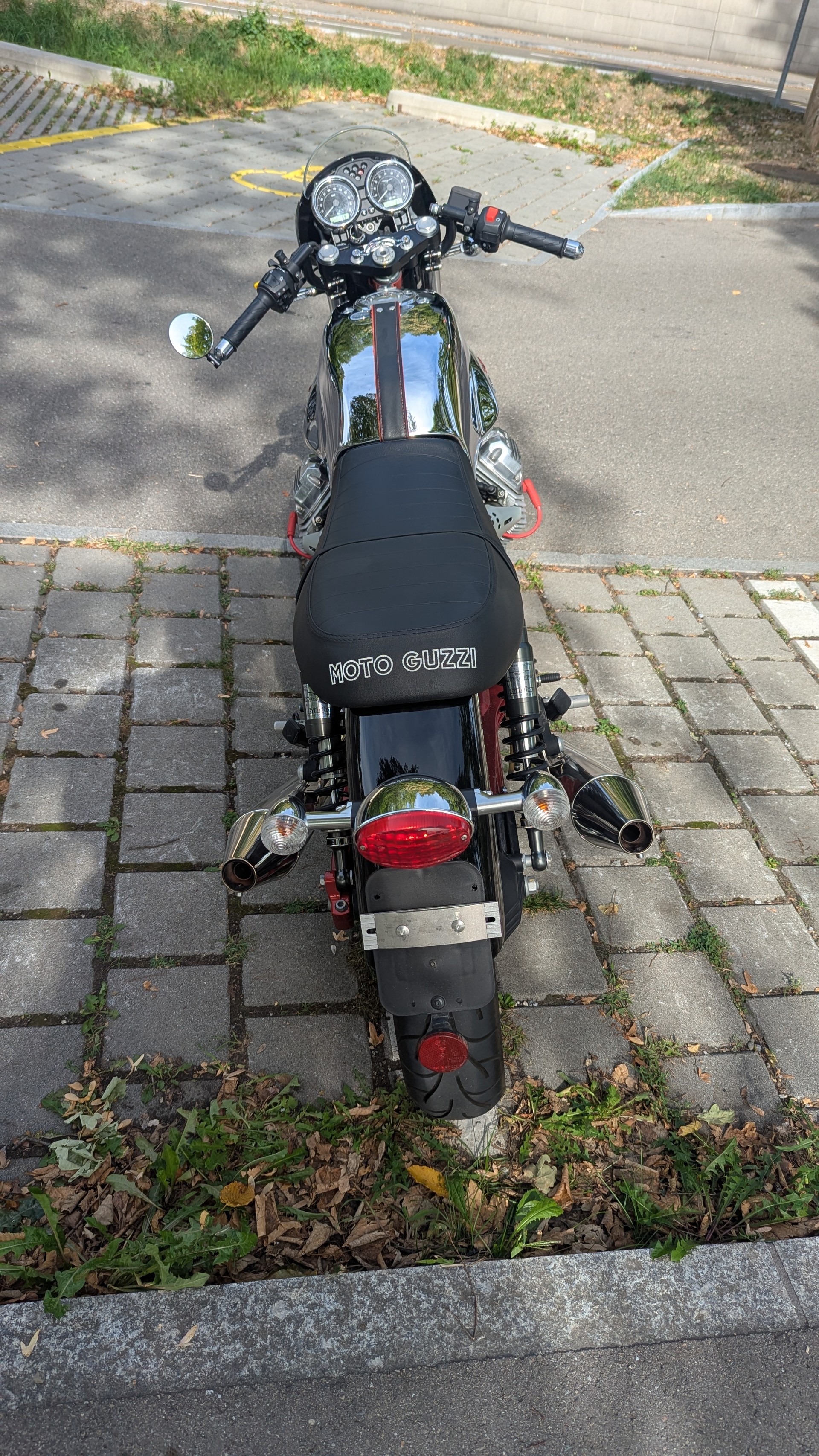 MOTO GUZZI Racer (limitierte 1st Edition)-image-2