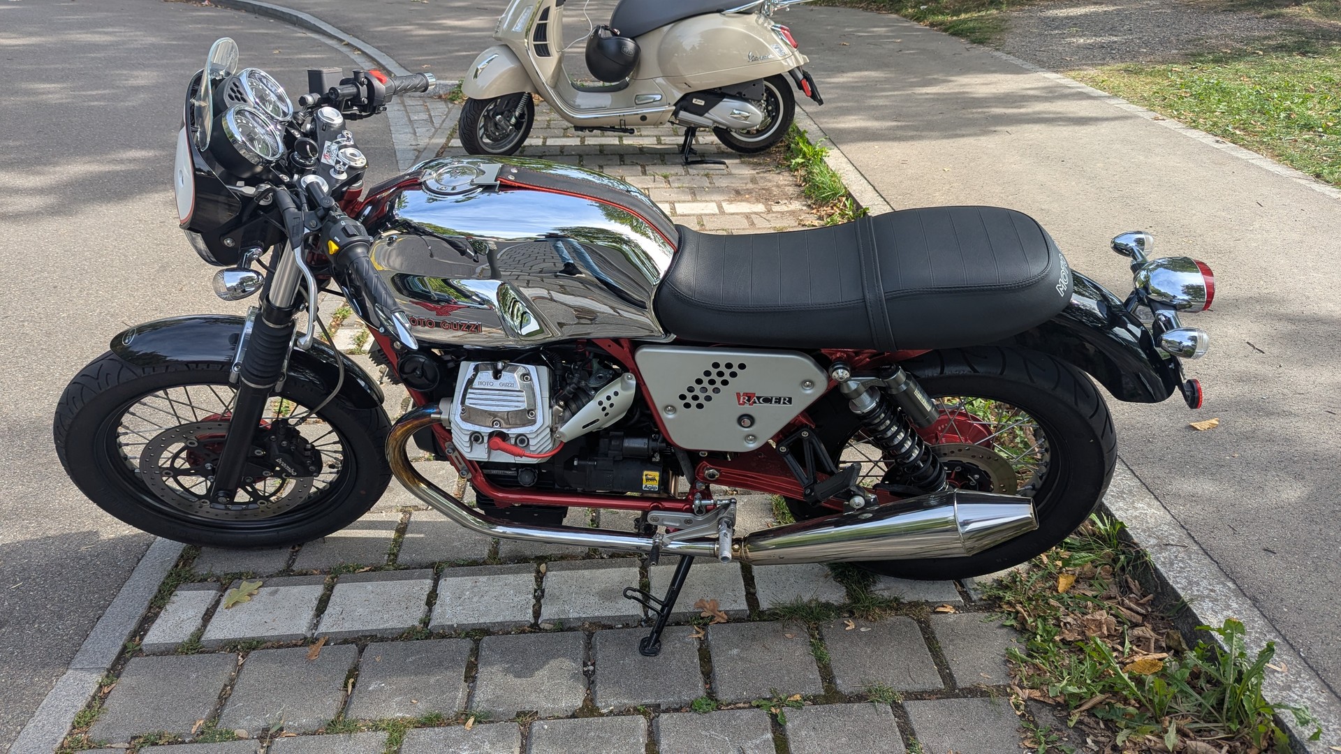 MOTO GUZZI Racer (limitierte 1st Edition)-image-3