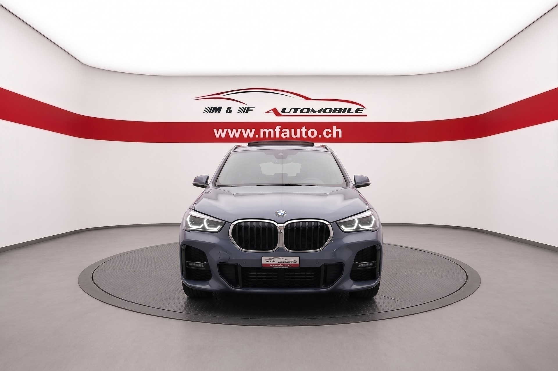 BMW X1 20d xDrive SAG * CH FAHRZEUG *-showroom-element-1